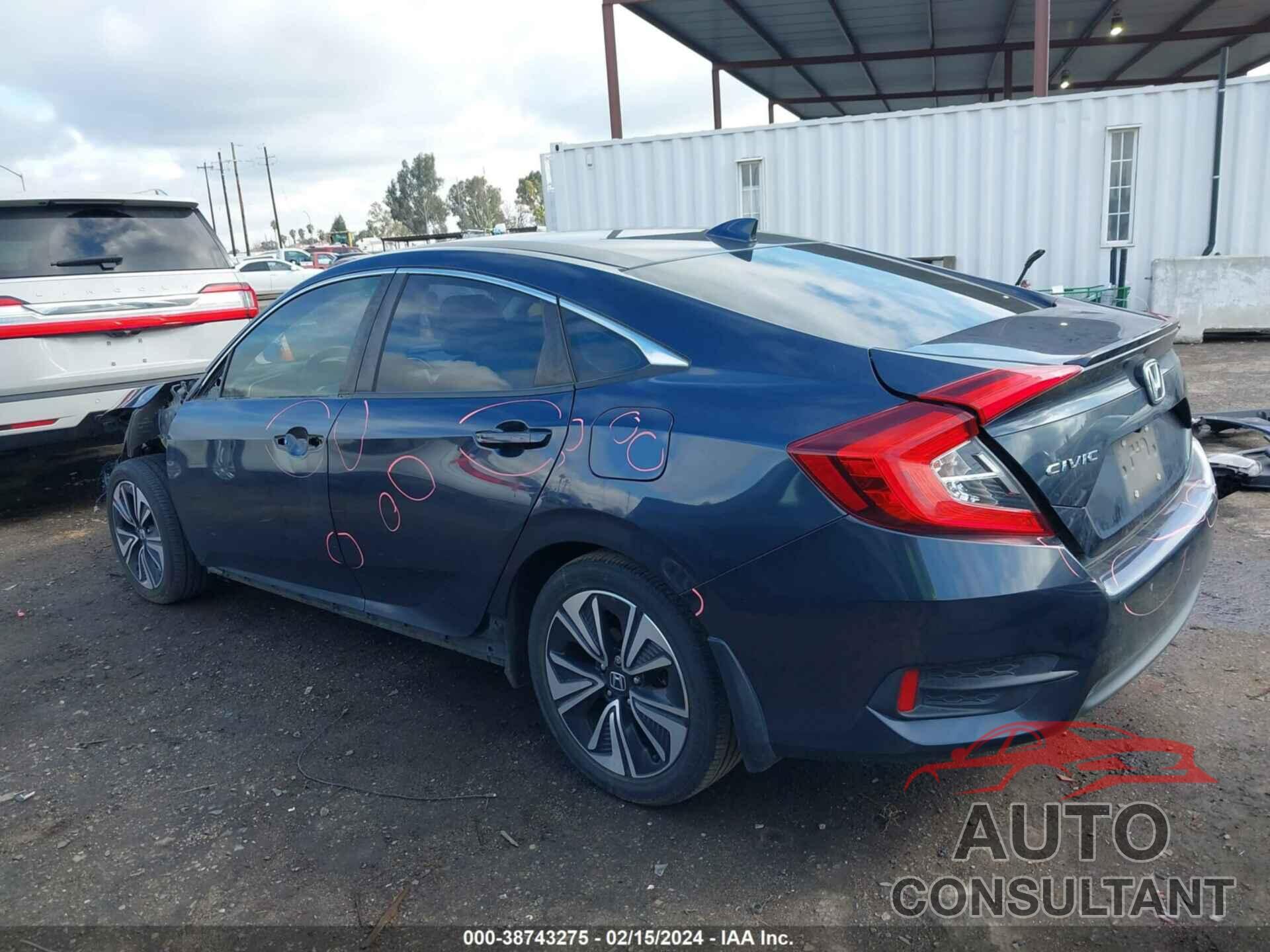 HONDA CIVIC 2018 - JHMFC1F3XJX008106