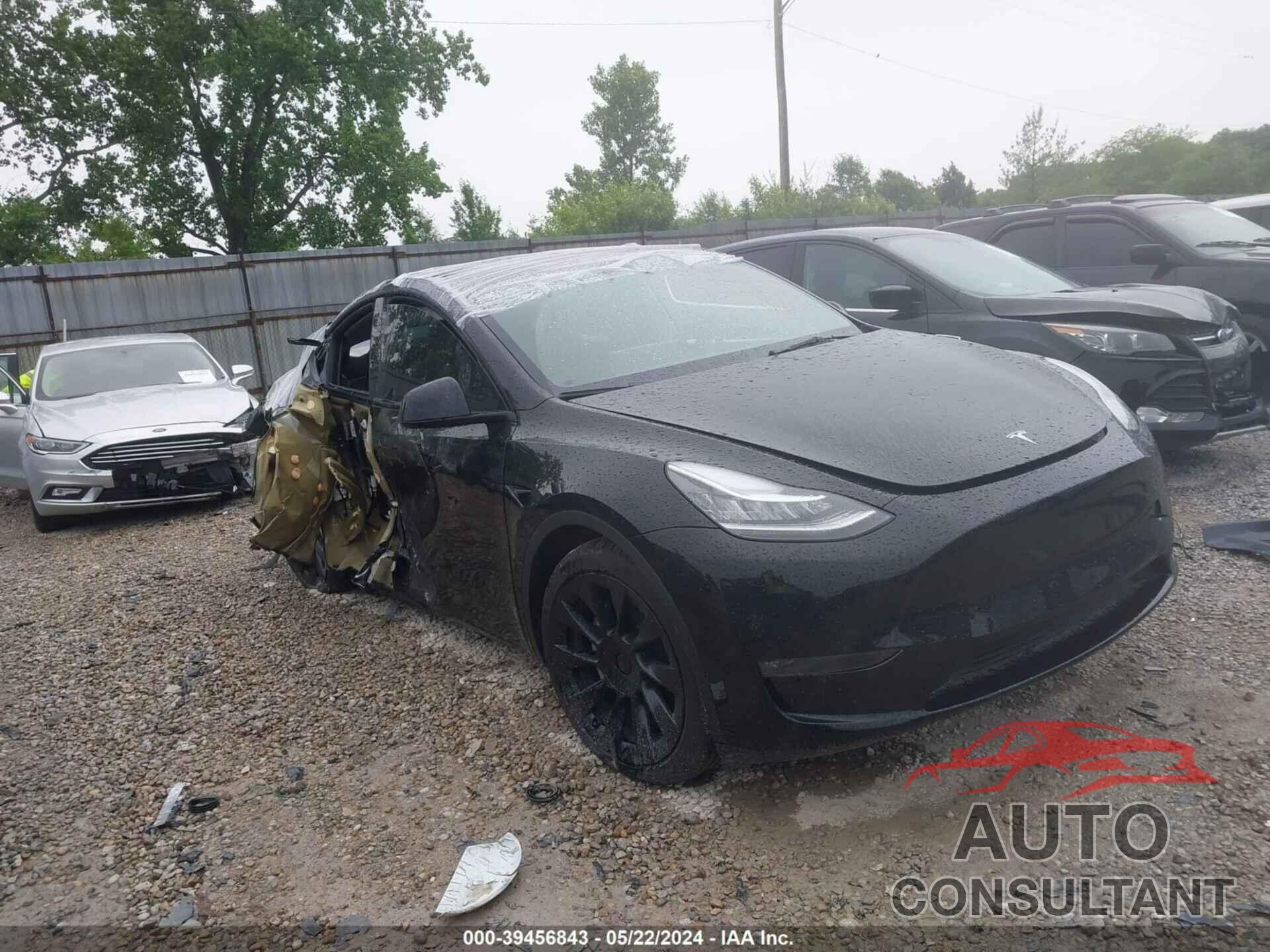 TESLA MODEL Y 2023 - 7SAYGDEE9PA157192