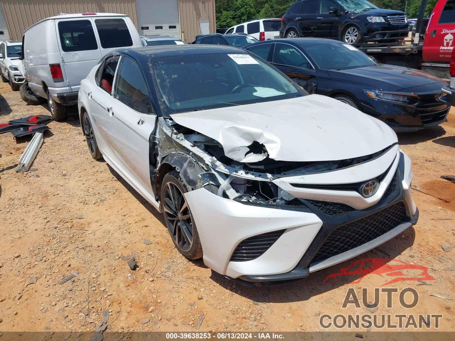 TOYOTA CAMRY 2020 - 4T1KZ1AK2LU038553