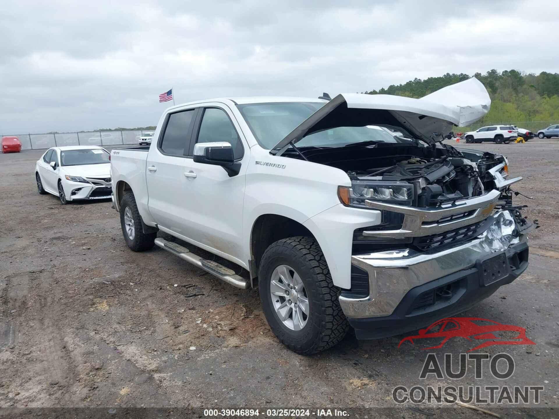 CHEVROLET SILVERADO 1500 2021 - 1GCUYDED9MZ424565