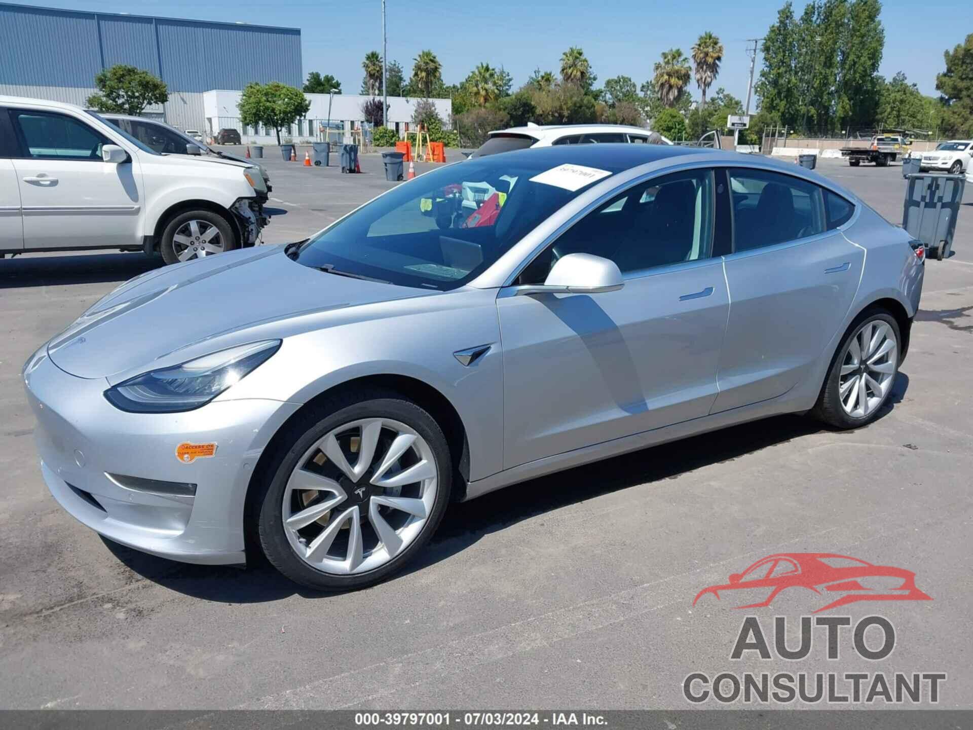 TESLA MODEL 3 2018 - 5YJ3E1EA0JF003473