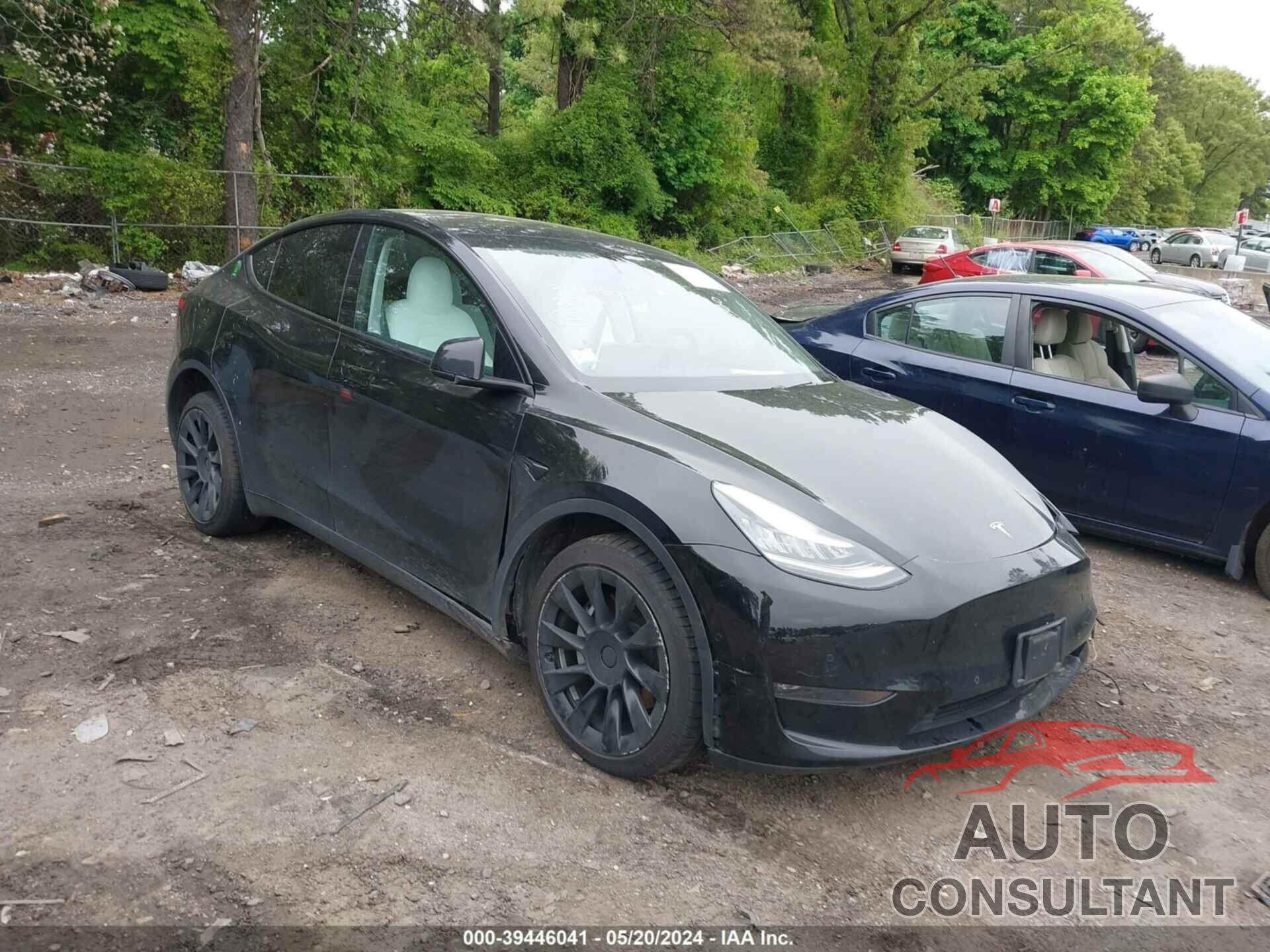 TESLA MODEL Y 2020 - 5YJYGDEE5LF038677