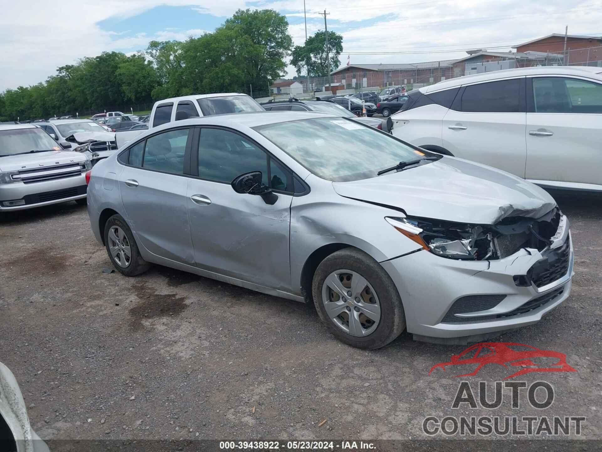 CHEVROLET CRUZE 2018 - 1G1BC5SM2J7103418