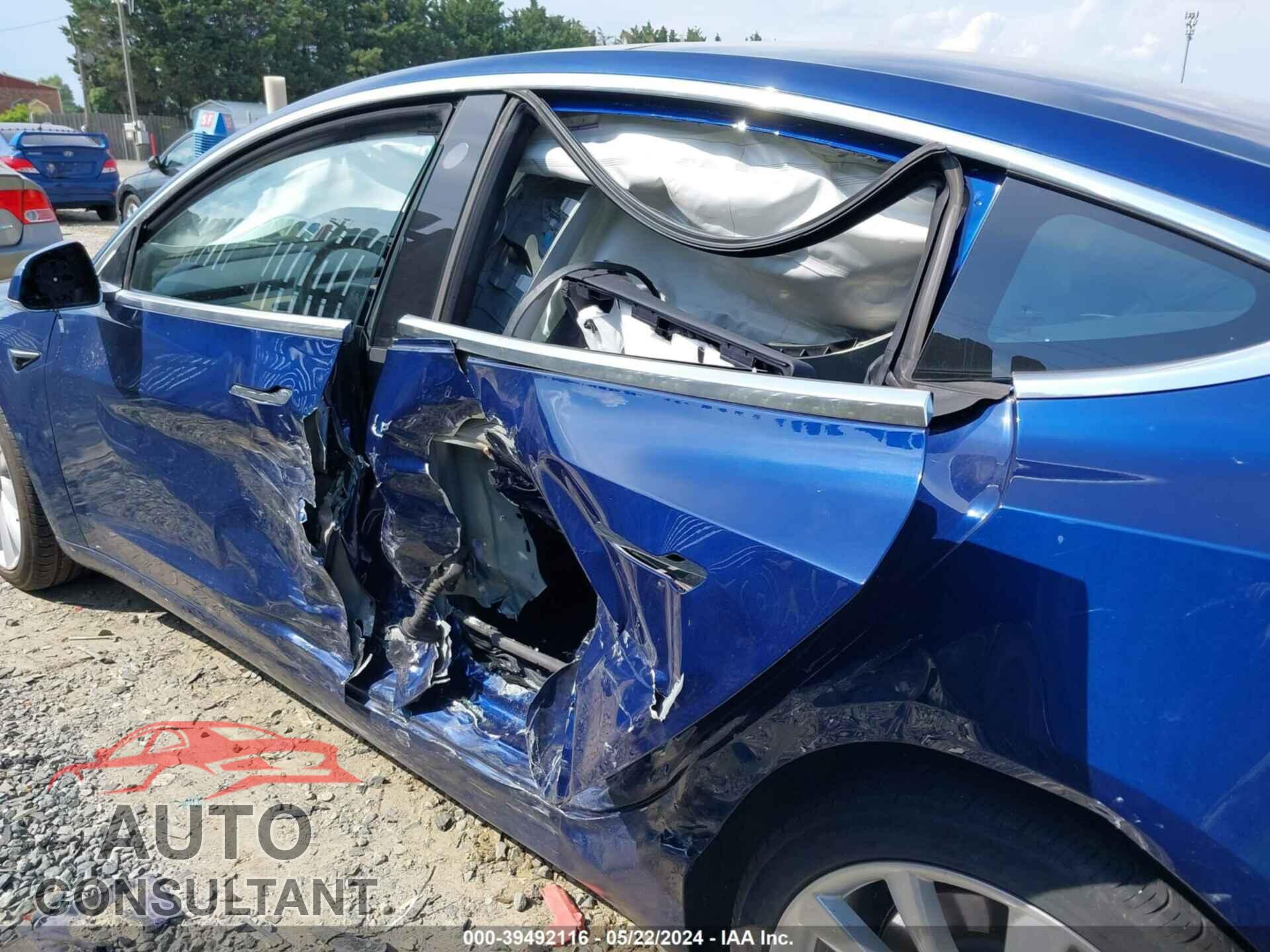 TESLA MODEL 3 2018 - 5YJ3E1EA4JF024696
