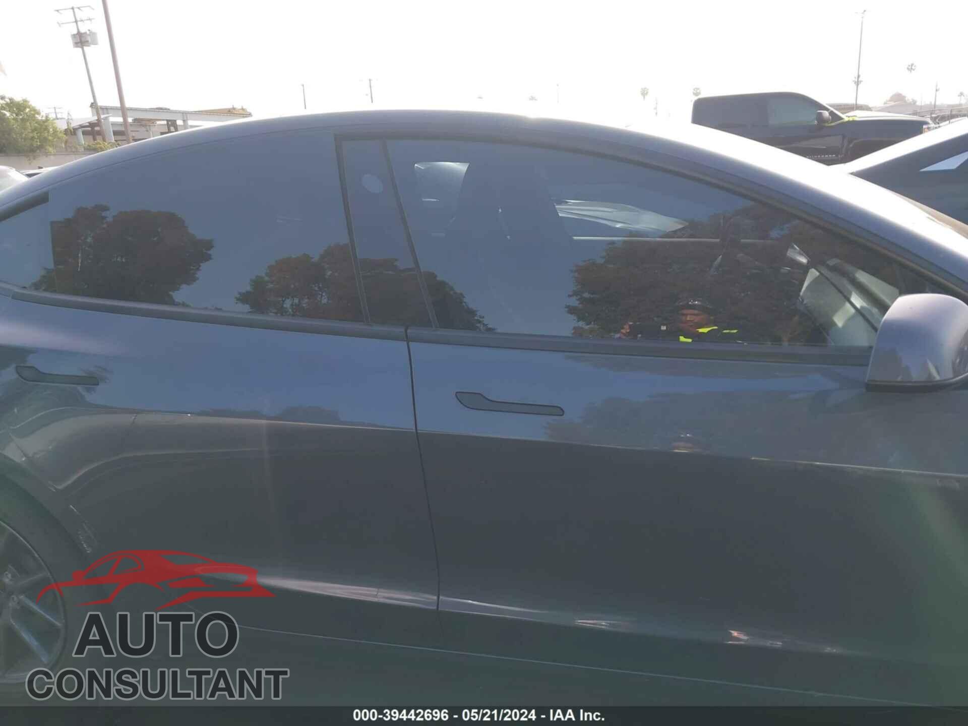 TESLA MODEL 3 2023 - 5YJ3E1EA4PF575039
