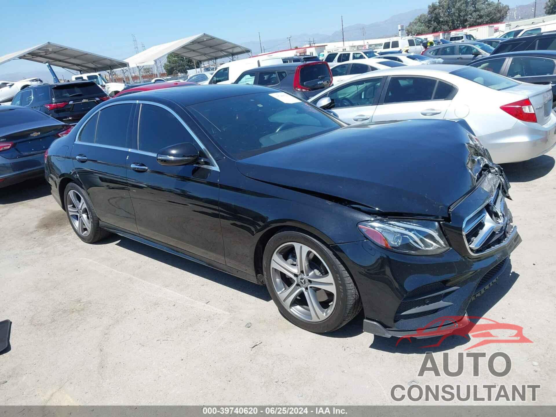 MERCEDES-BENZ E 300 2019 - WDDZF4JB0KA653153