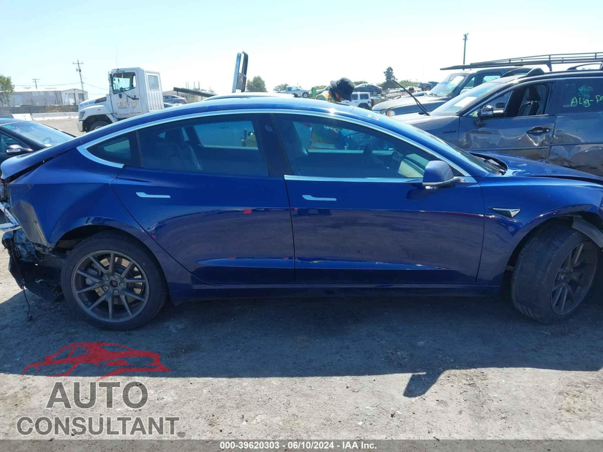 TESLA MODEL 3 2018 - 5YJ3E1EA2JF022526