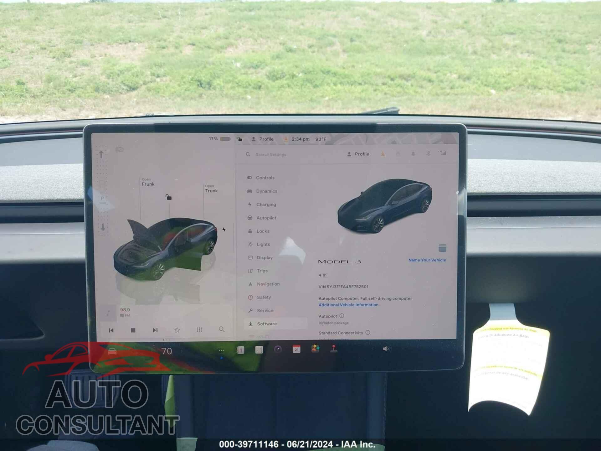 TESLA MODEL 3 2024 - 5YJ3E1EA4RF752501