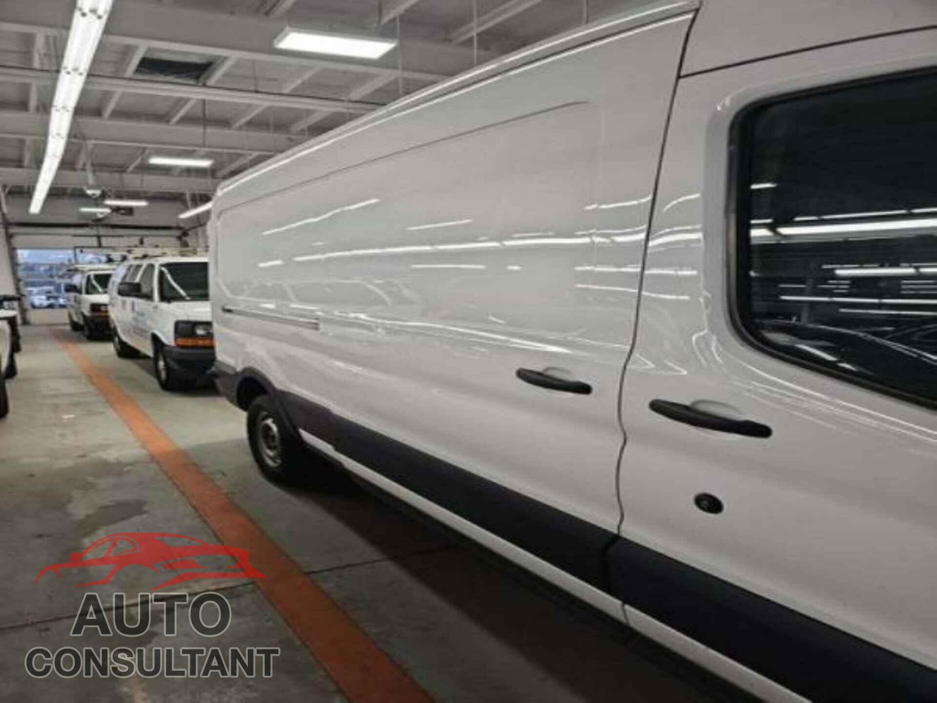 FORD TRANSIT 2019 - 1FTYR2CM4KKA80302
