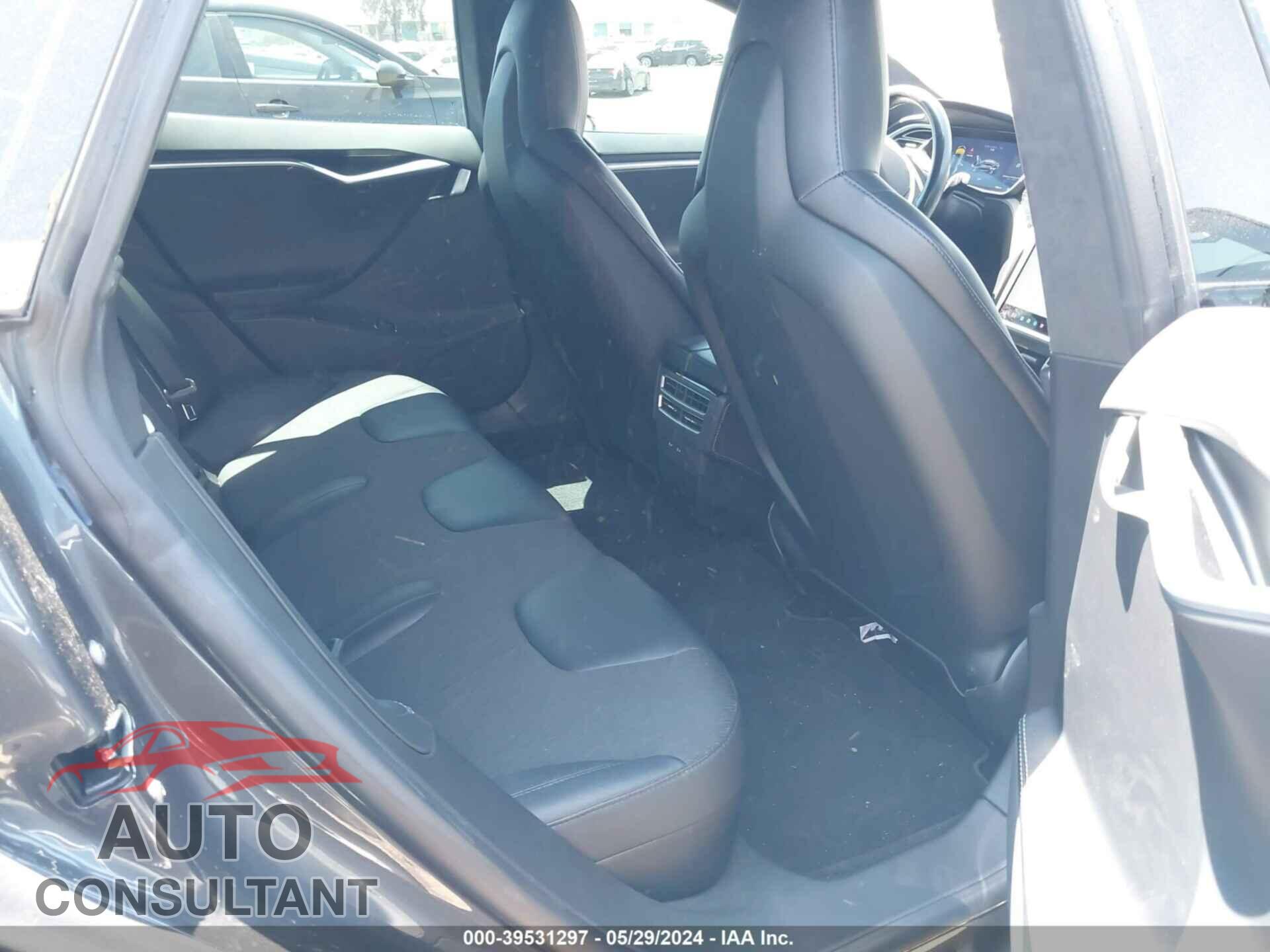 TESLA MODEL S 2016 - 5YJSA1E14GF158723