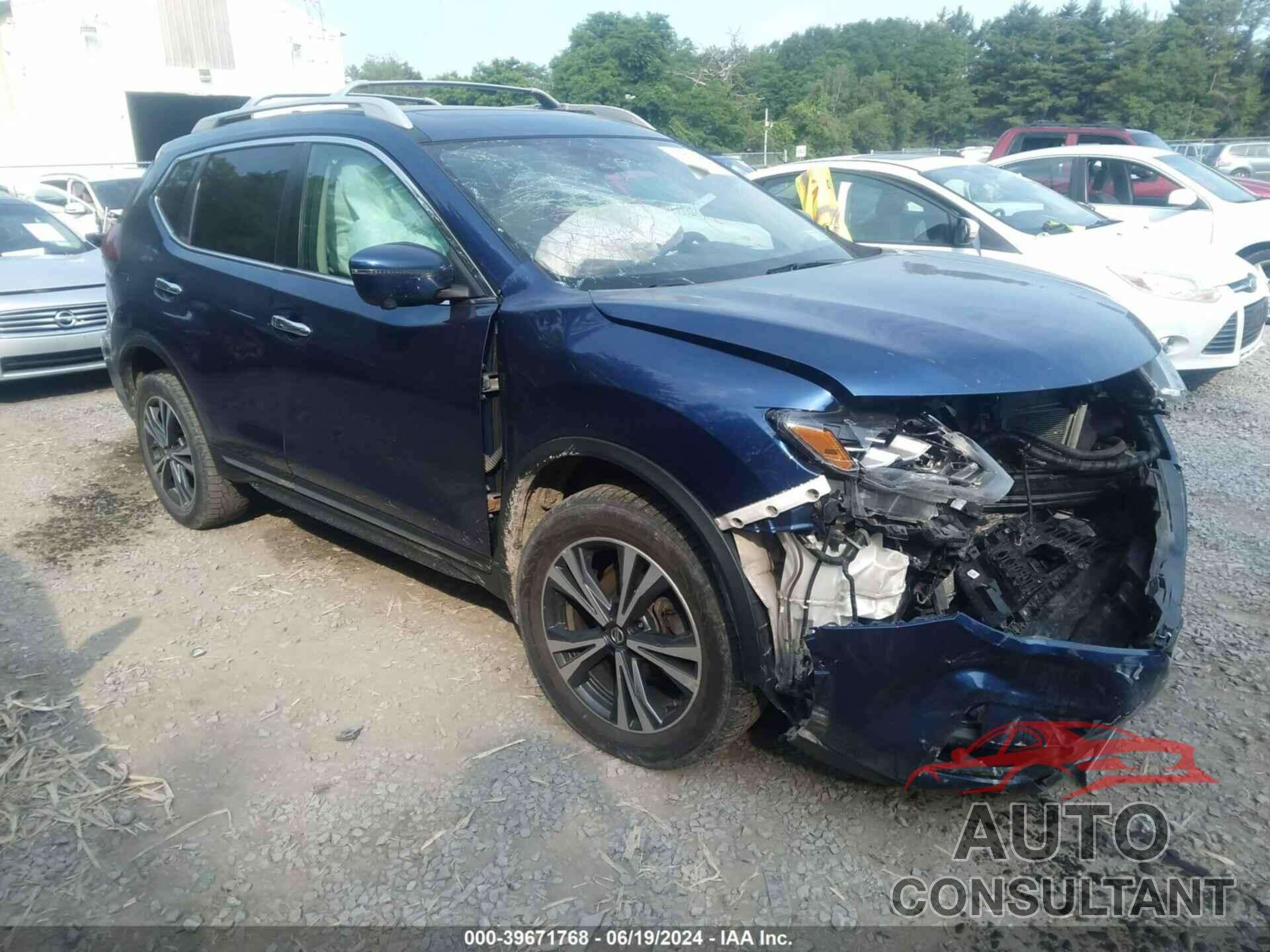 NISSAN ROGUE 2018 - 5N1AT2MV9JC792030