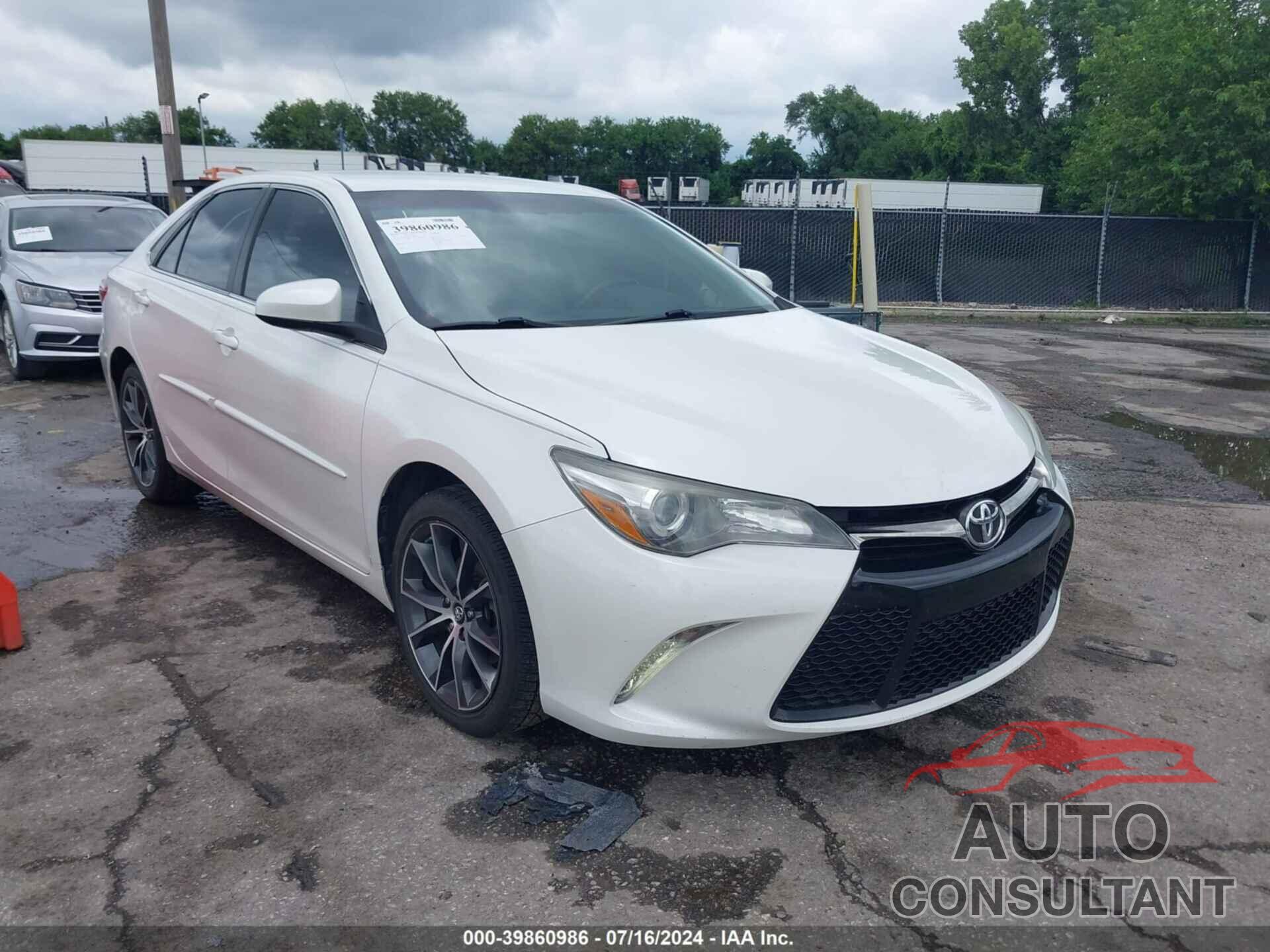 TOYOTA CAMRY 2017 - 4T1BF1FK8HU343144