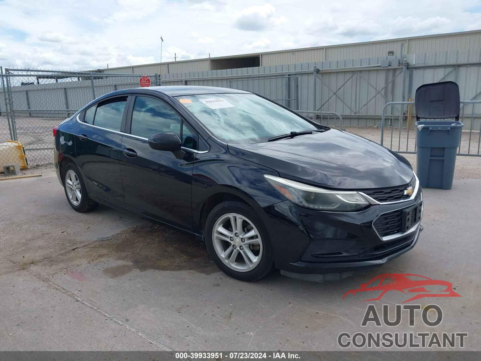 CHEVROLET CRUZE 2017 - 1G1BE5SM2H7123673