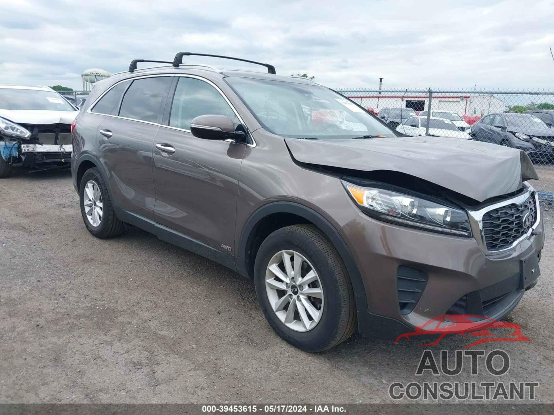 KIA SORENTO 2019 - 5XYPGDA38KG563451