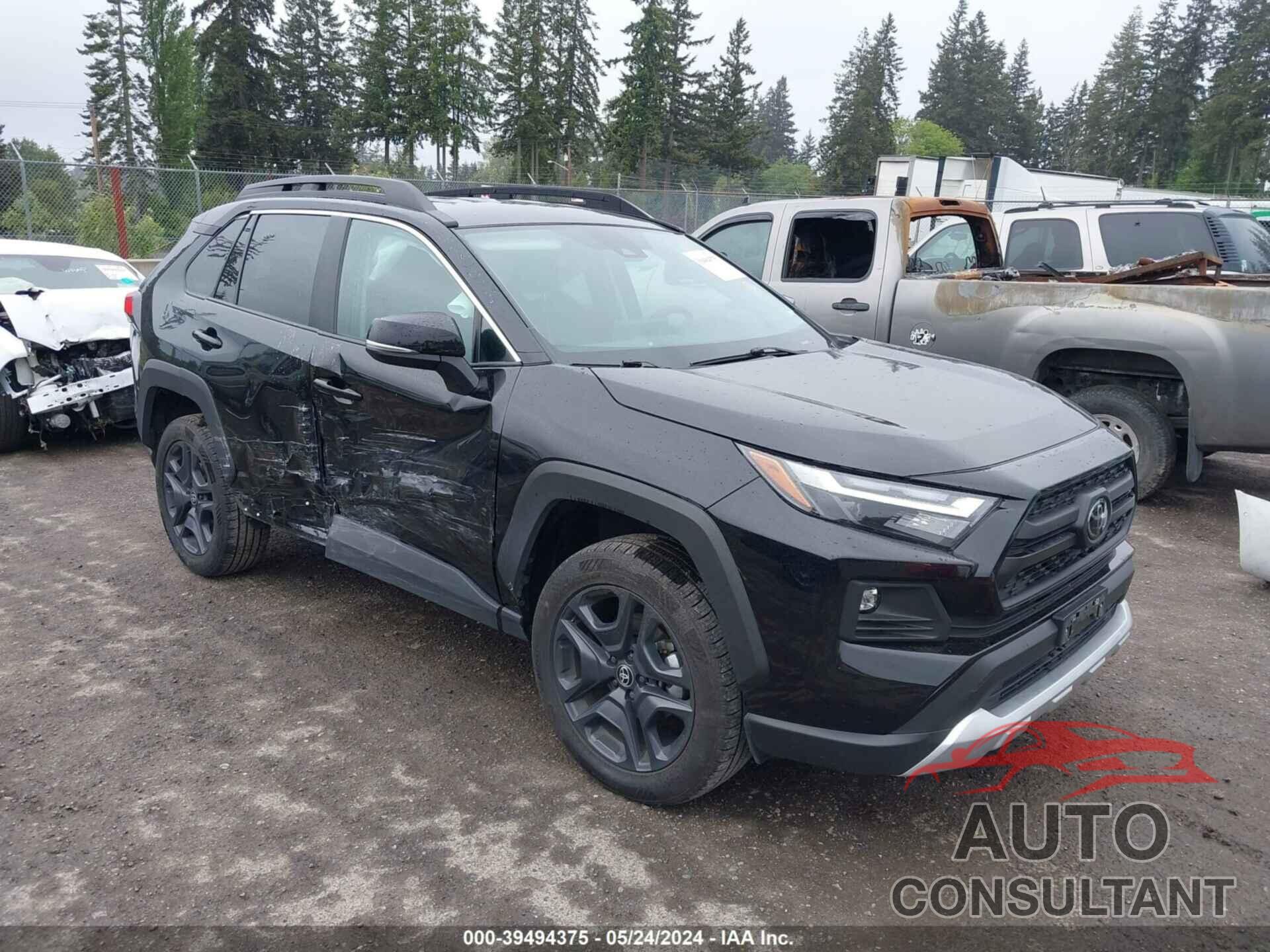 TOYOTA RAV4 2023 - 2T3J1RFVXPW338682