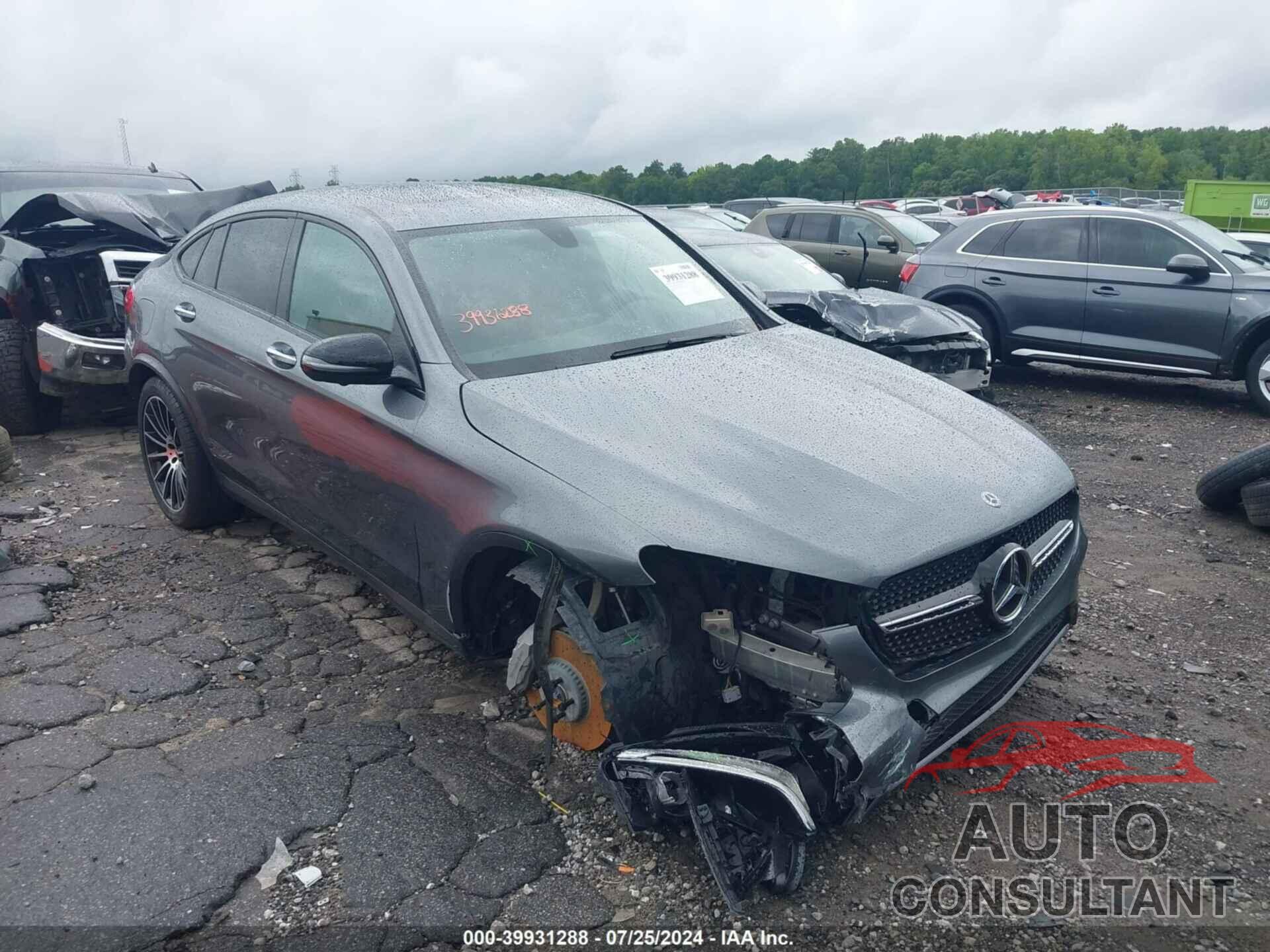 MERCEDES-BENZ GLC 300 COUPE 2019 - WDC0J4KB4KF518609