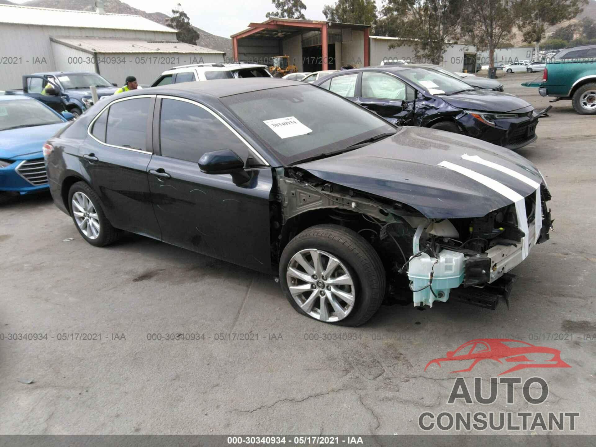 TOYOTA CAMRY 2018 - JTNB11HK5J3040152