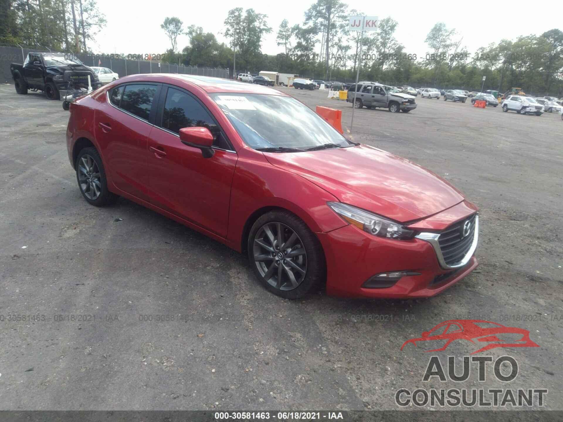 MAZDA MAZDA3 4-DOOR 2018 - 3MZBN1V36JM257498