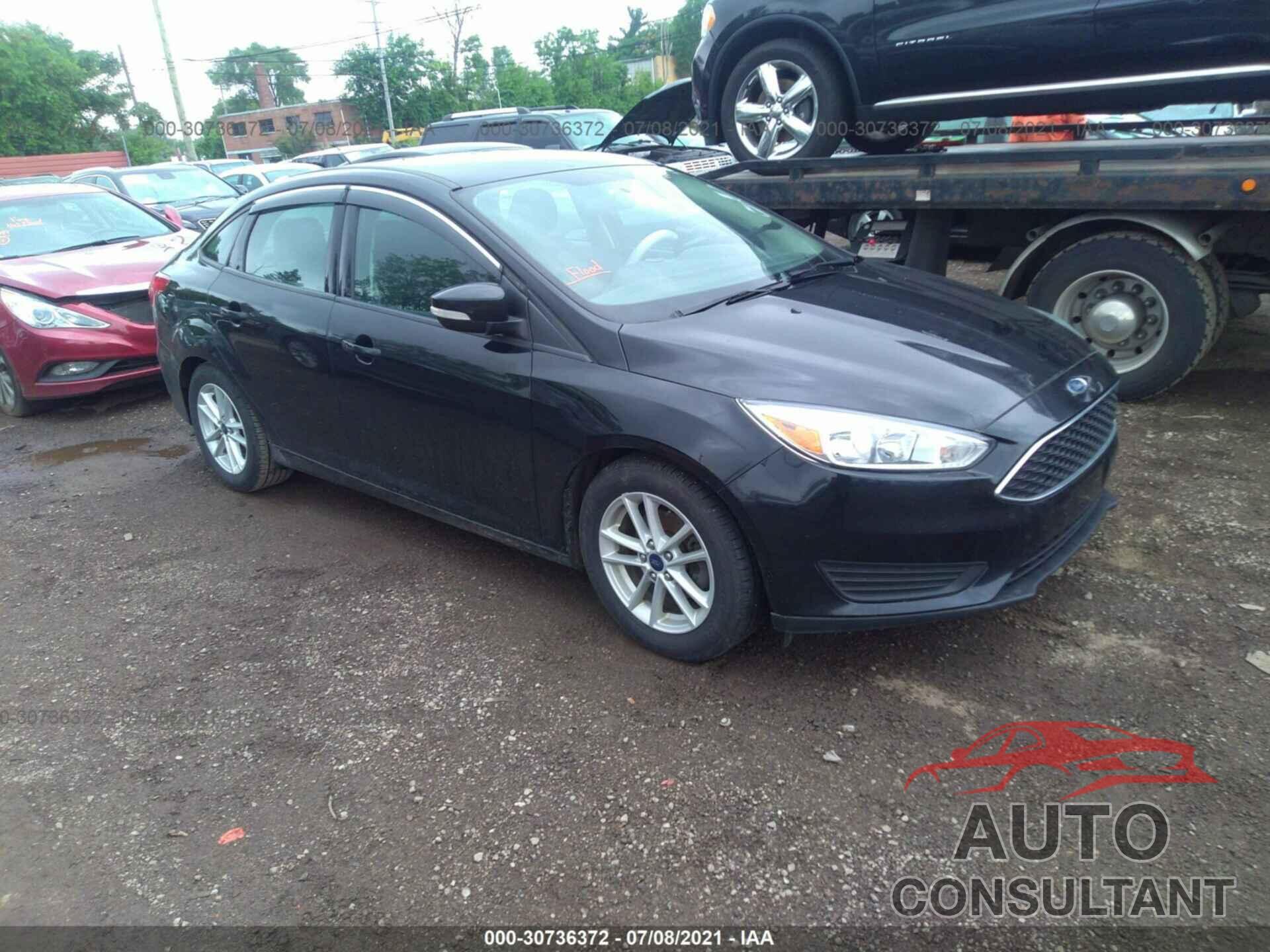 FORD FOCUS 2017 - 1FADP3F26HL270454