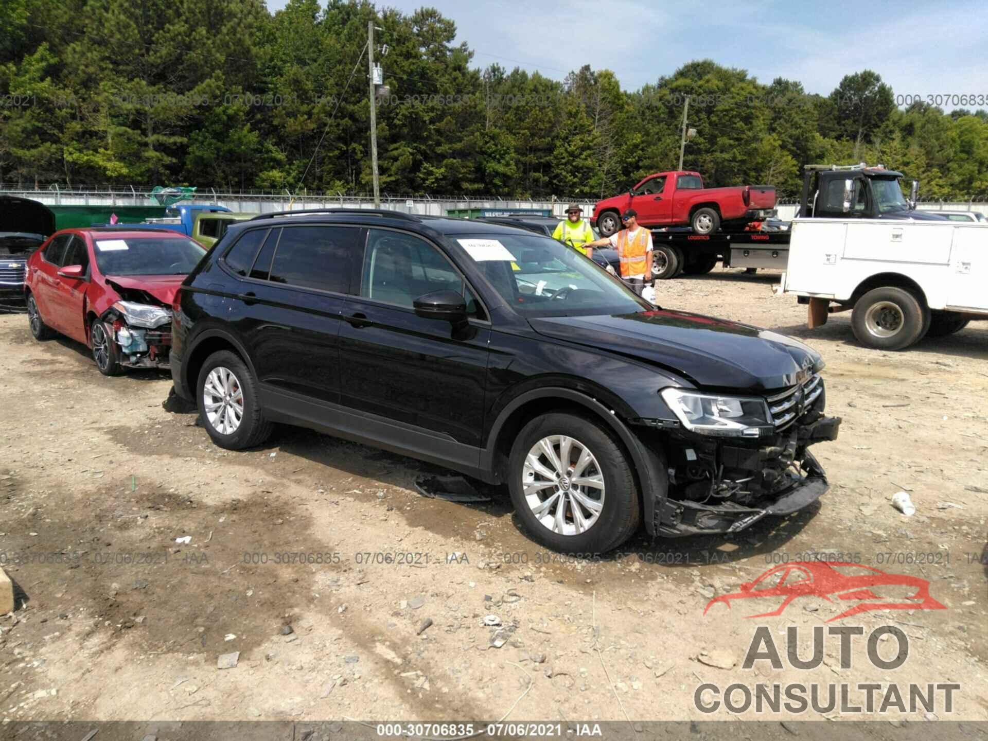 VOLKSWAGEN TIGUAN 2019 - 3VV1B7AX4KM018165