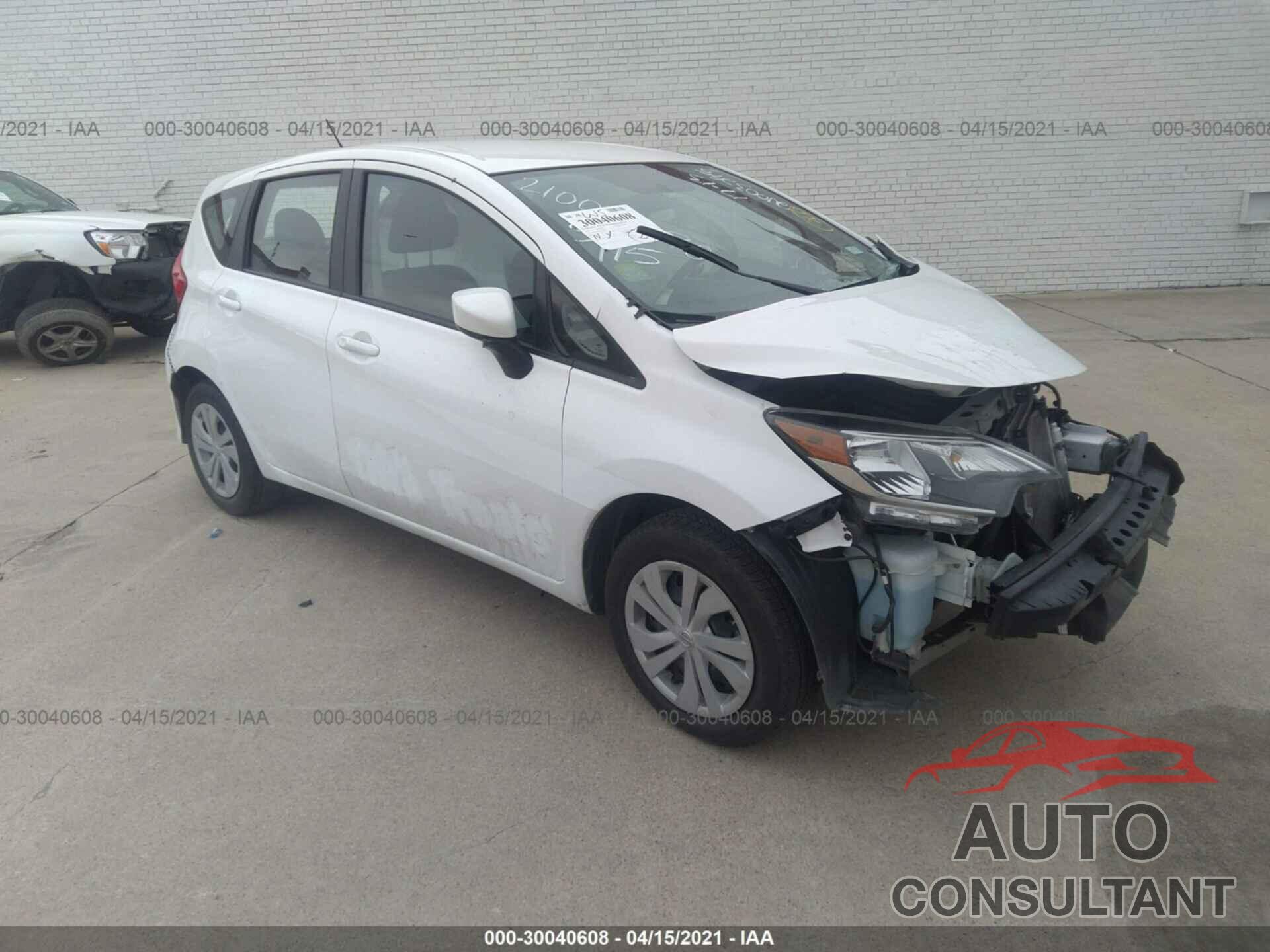 NISSAN VERSA NOTE 2018 - 3N1CE2CP6JL356902