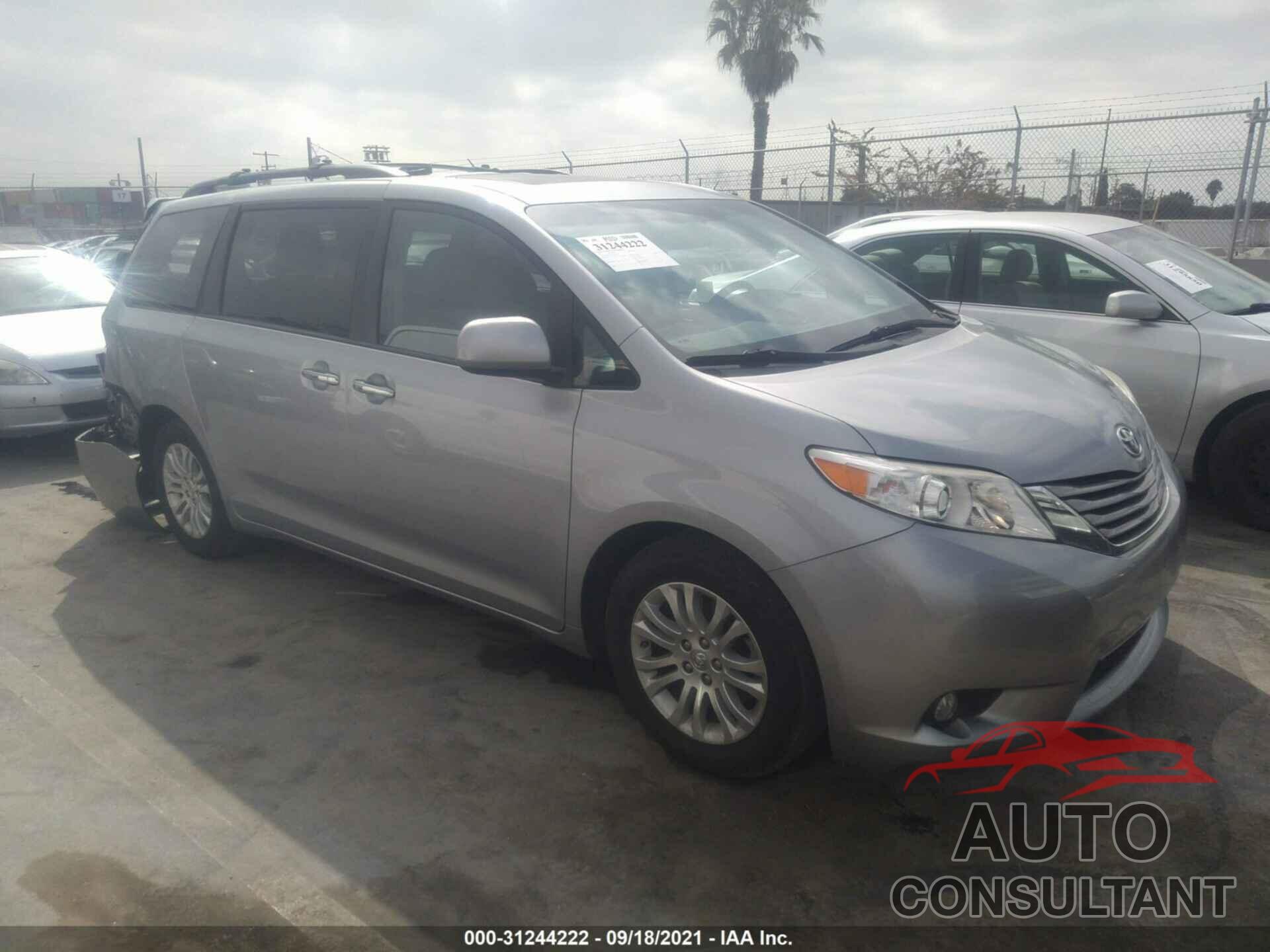 TOYOTA SIENNA 2017 - 5TDYZ3DC8HS835125