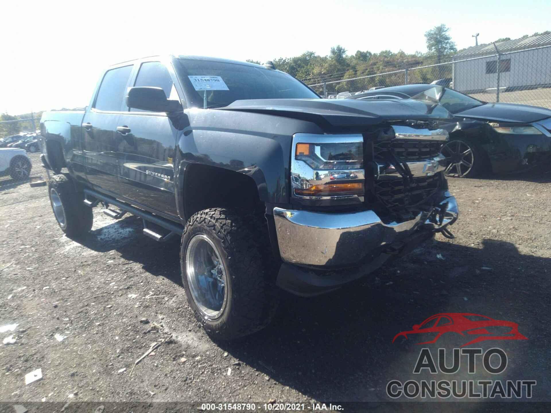 CHEVROLET SILVERADO 1500 2018 - 3GCUKNEC9JG466079