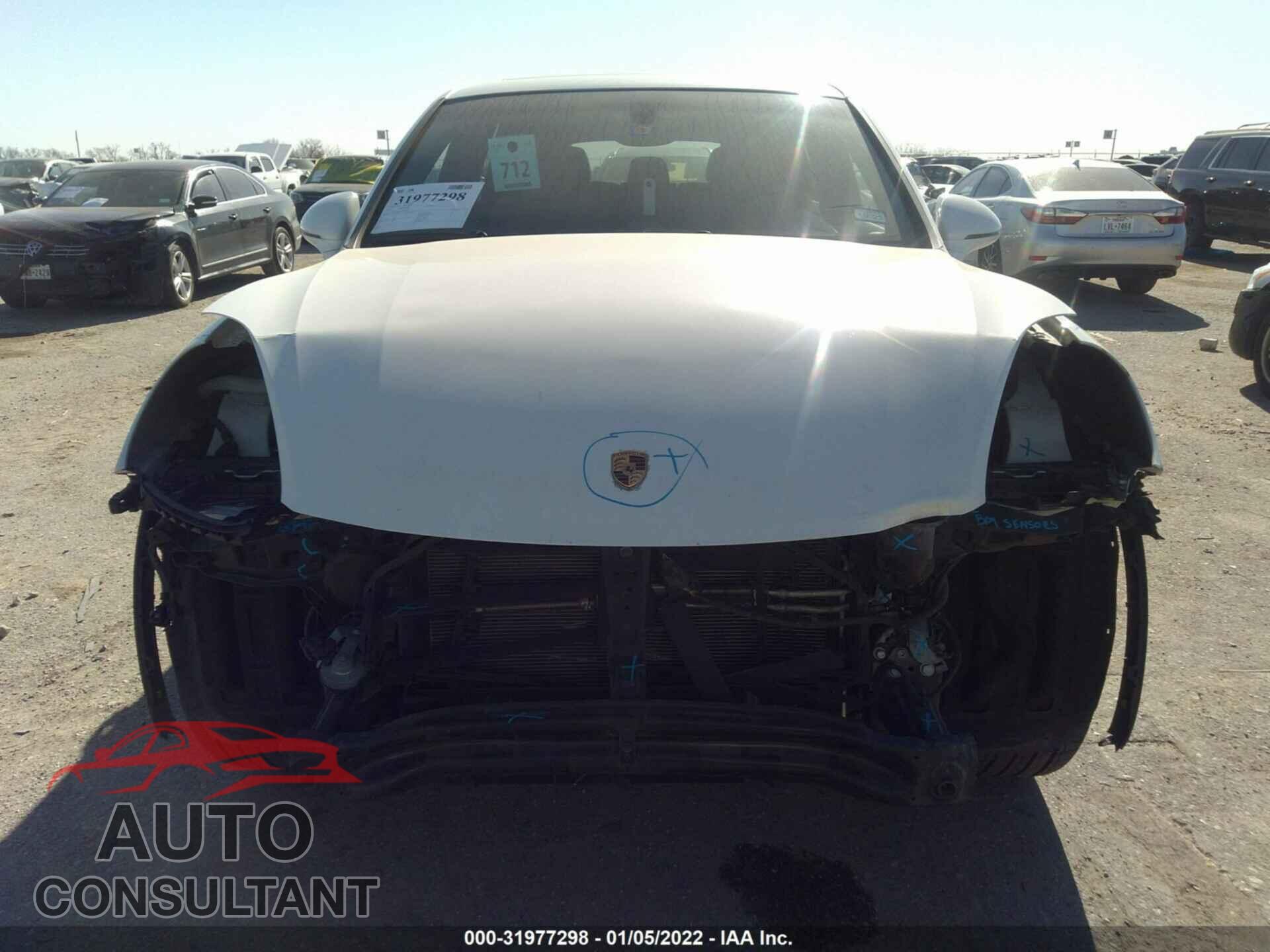PORSCHE CAYENNE 2016 - WP1AA2A21GKA08053