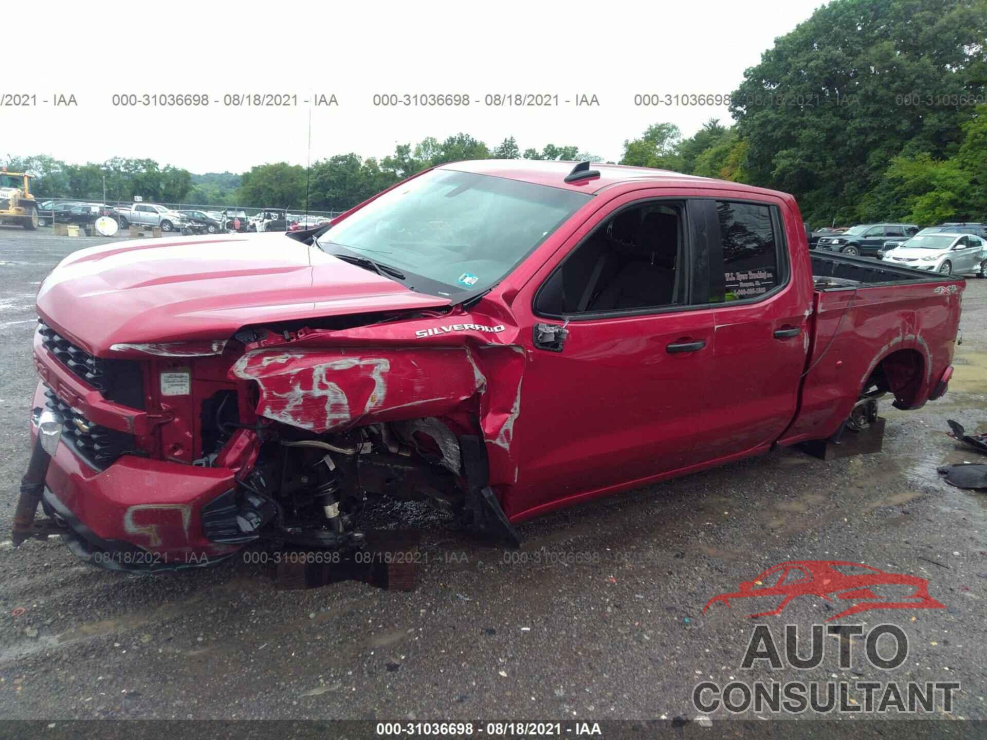 CHEVROLET SILVERADO 1500 2019 - 1GCRYBEF3KZ385528