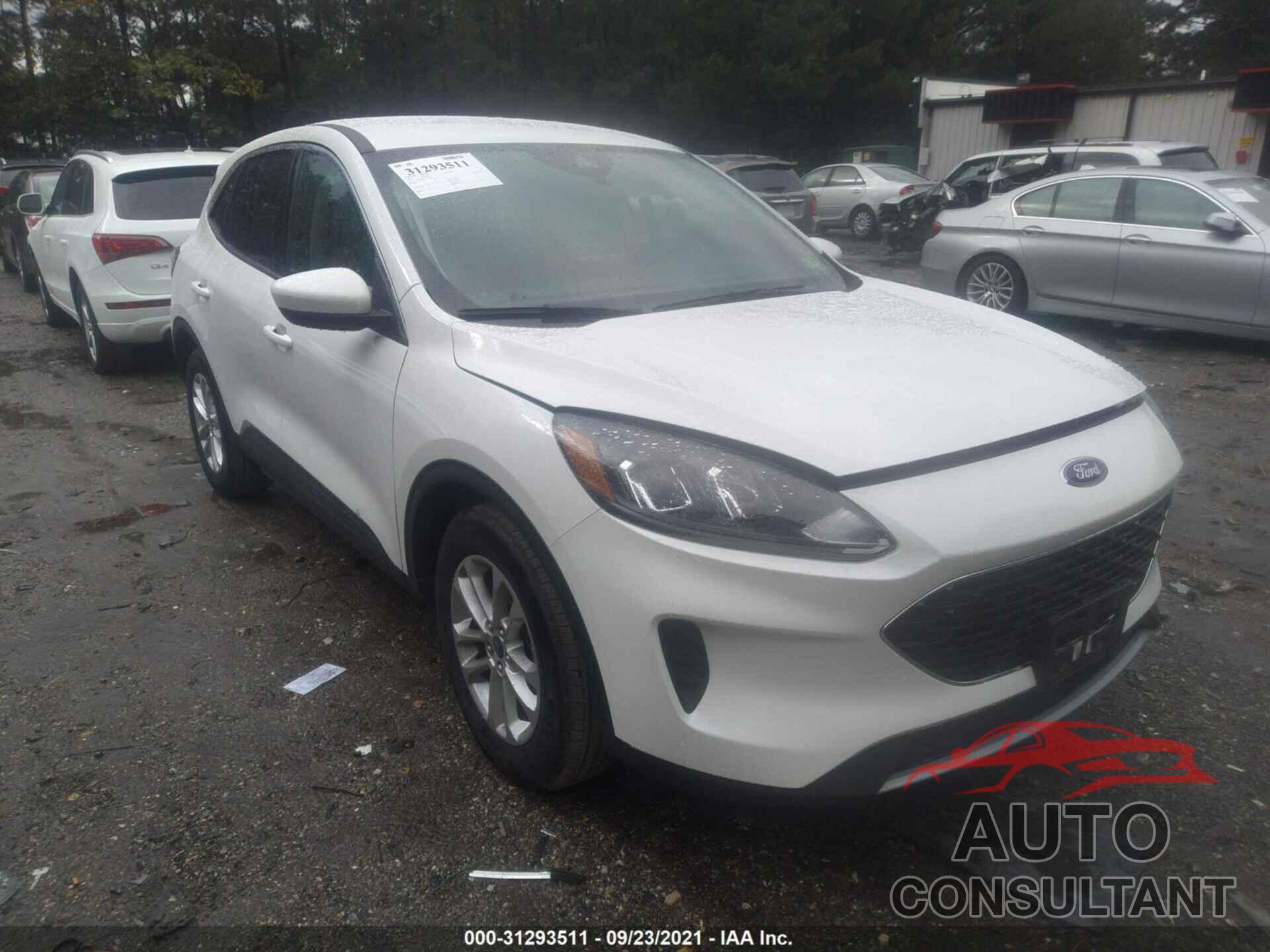 FORD ESCAPE 2020 - 1FMCU0G60LUA94840