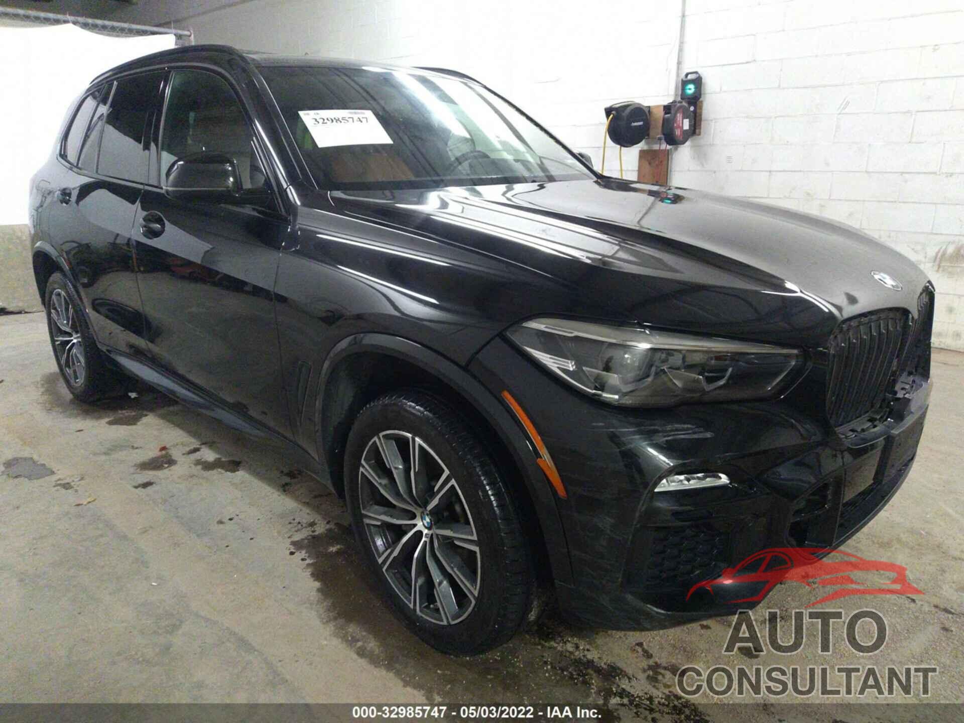 BMW X5 2021 - 5UXCR6C05M9F09232