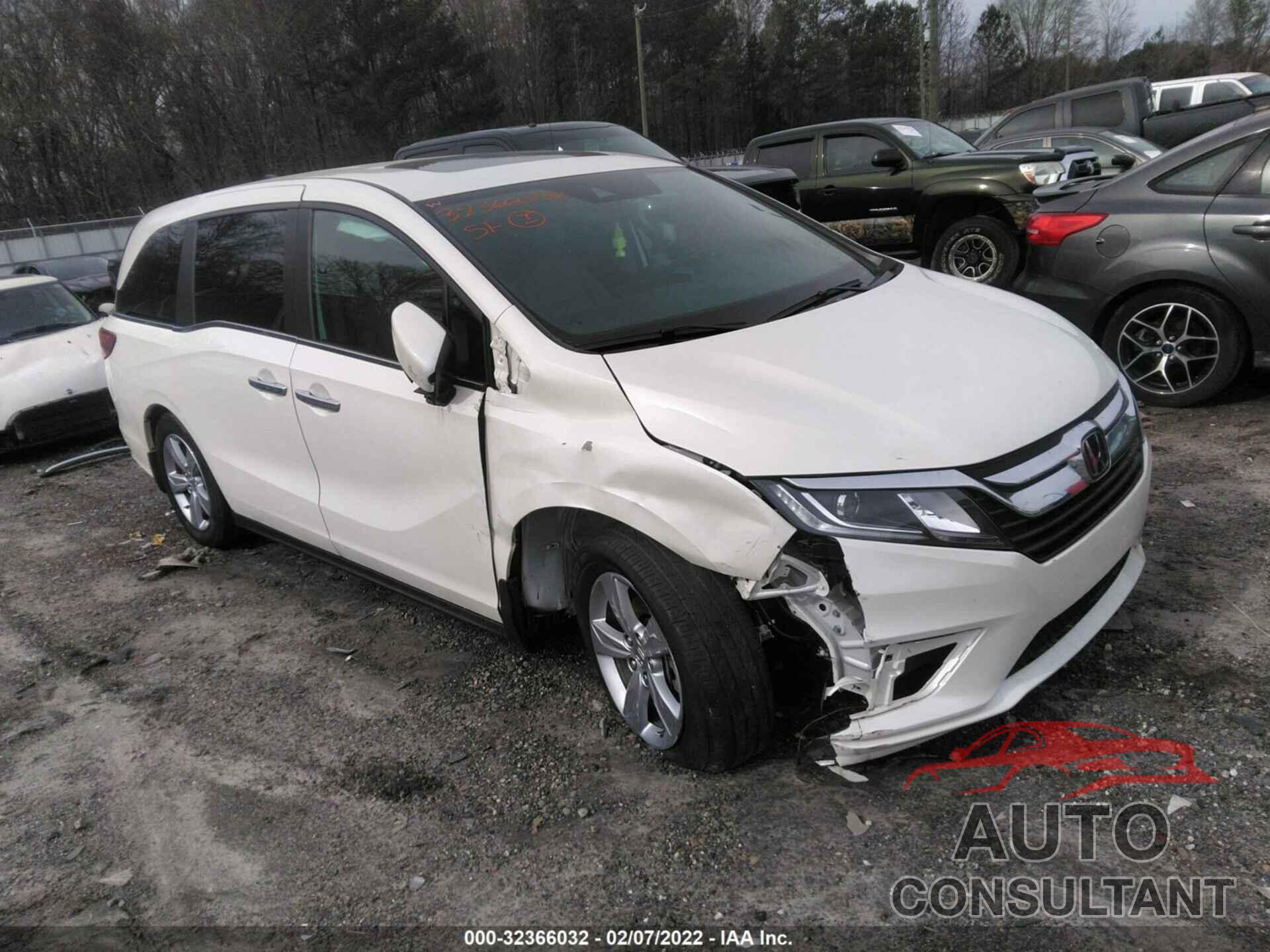 HONDA ODYSSEY 2018 - 5FNRL6H72JB102468