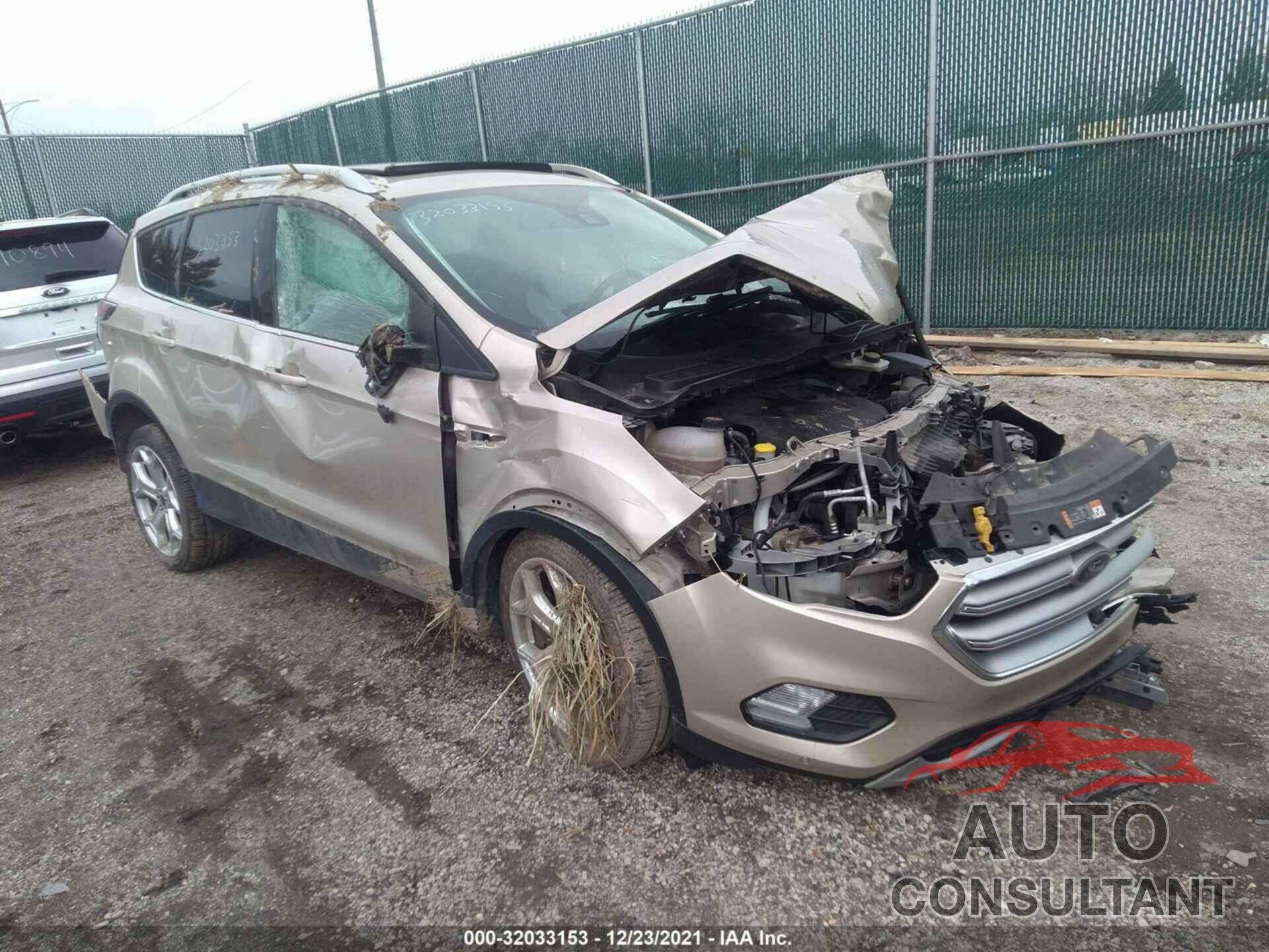 FORD ESCAPE 2017 - 1FMCU9J99HUA78277