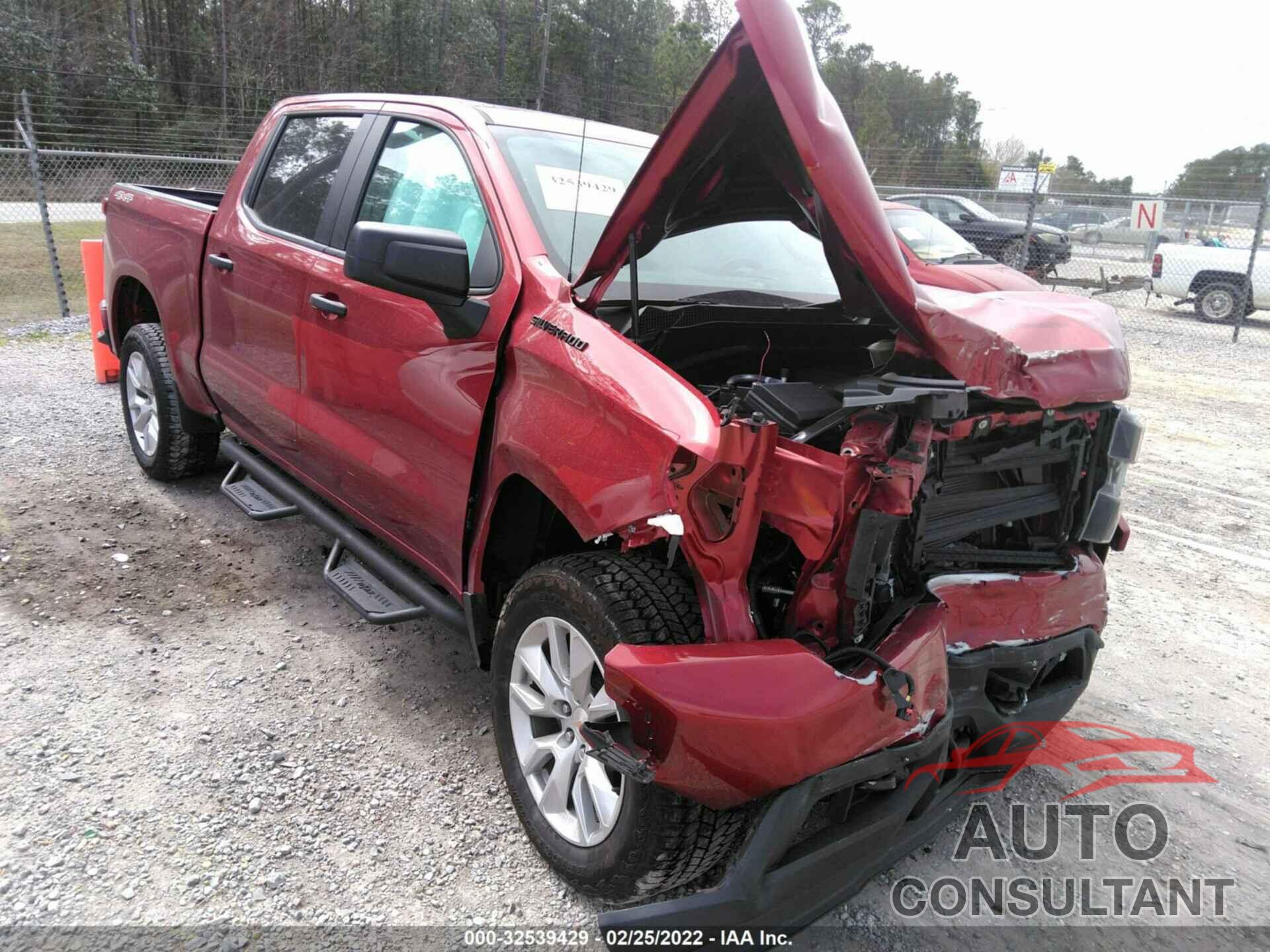 CHEVROLET SILVERADO 1500 2021 - 3GCPYBEK8MG374418