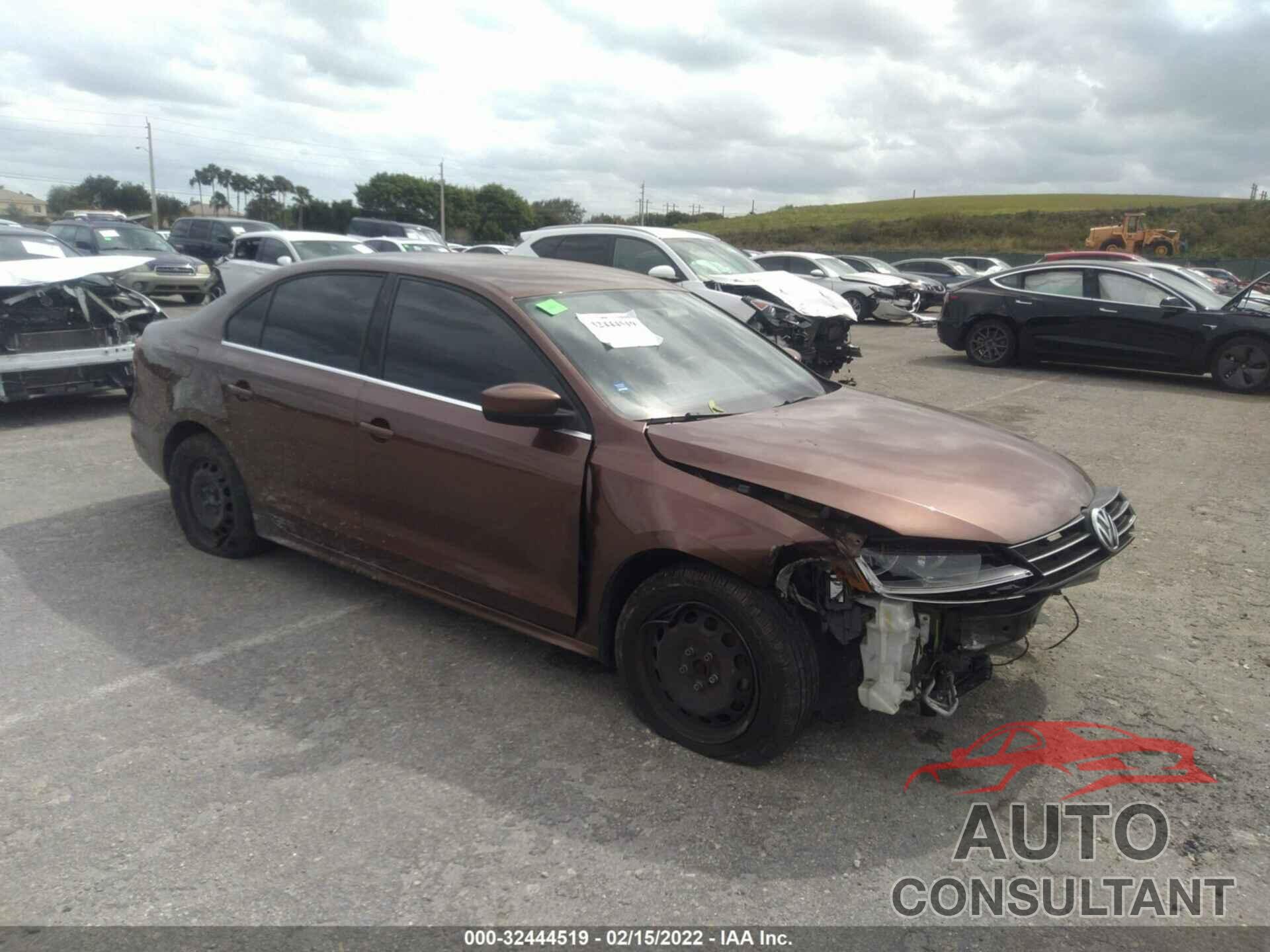 VOLKSWAGEN JETTA 2017 - 3VW2B7AJ9HM396759