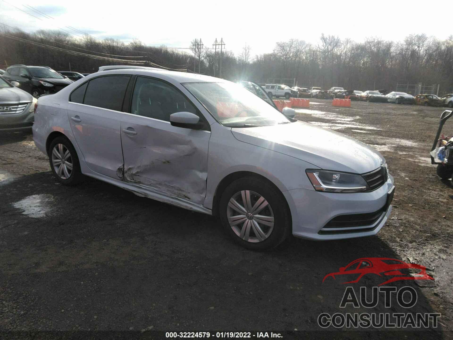 VOLKSWAGEN JETTA 2017 - 3VW2B7AJ2HM330618