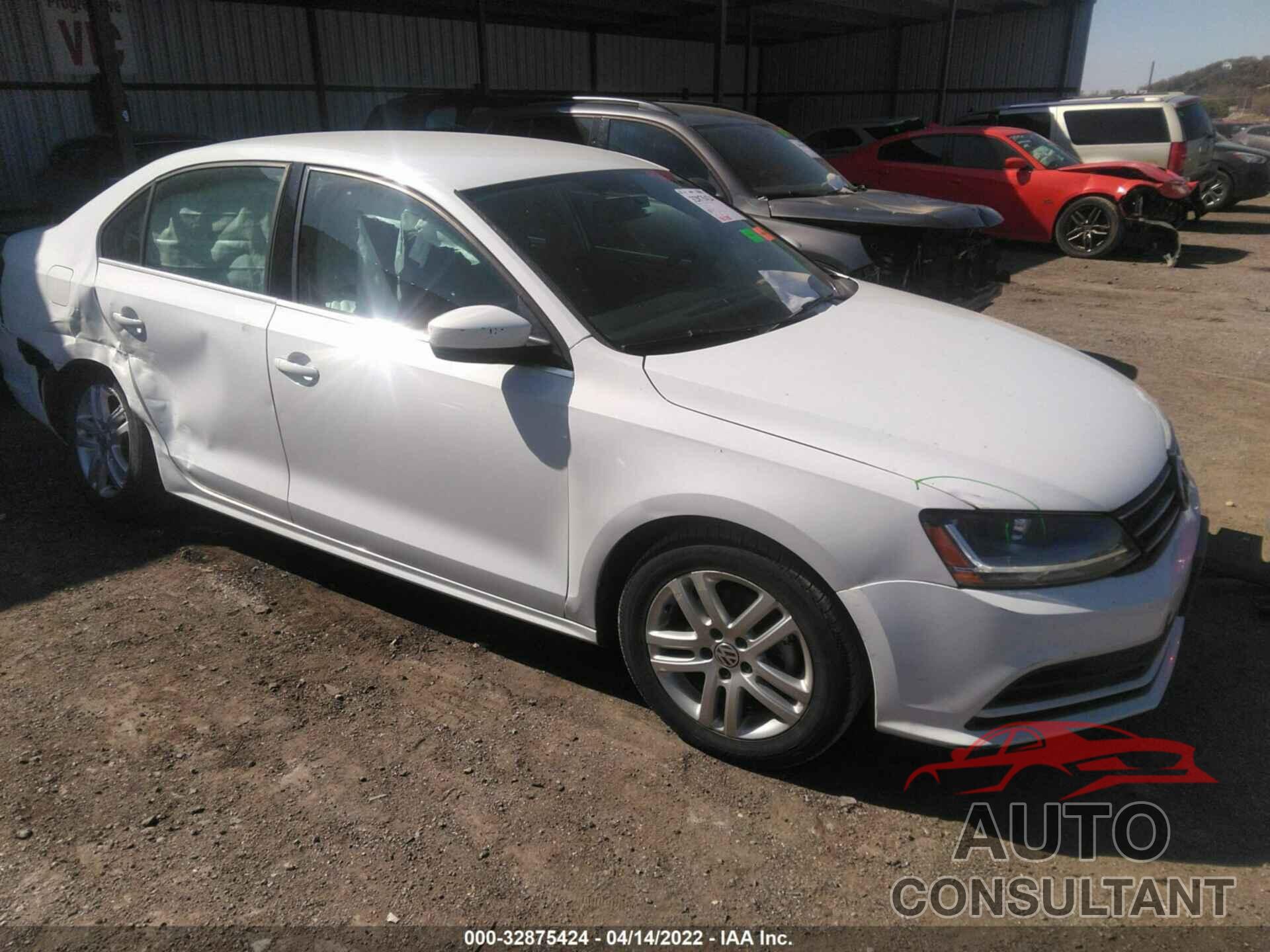 VOLKSWAGEN JETTA 2017 - 3VW2B7AJ8HM306291