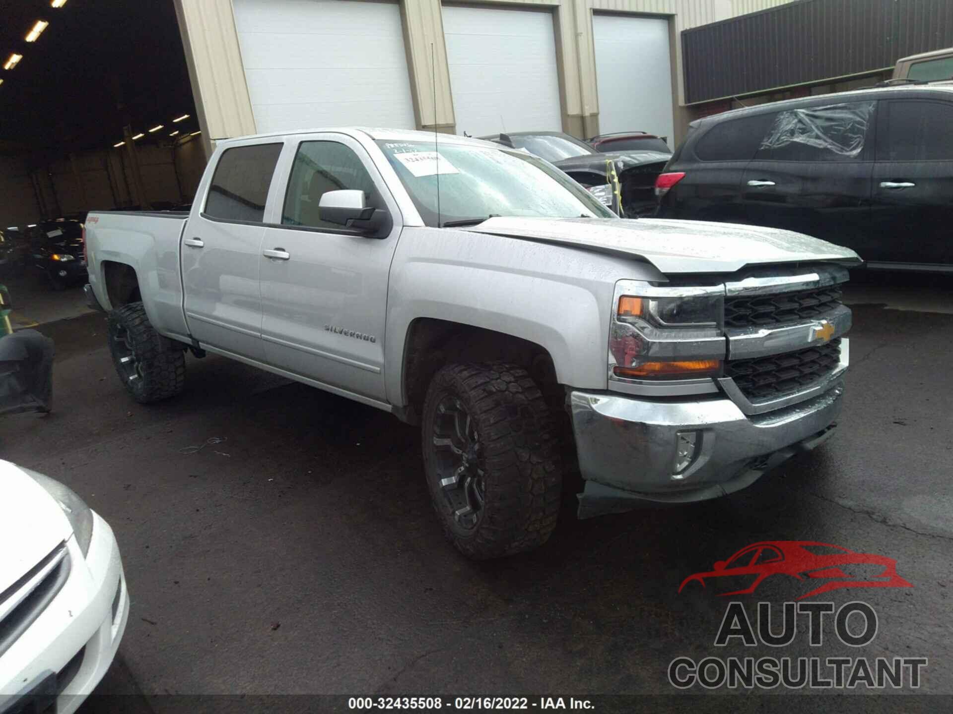 CHEVROLET SILVERADO 1500 2018 - 3GCUKREC1JG471316