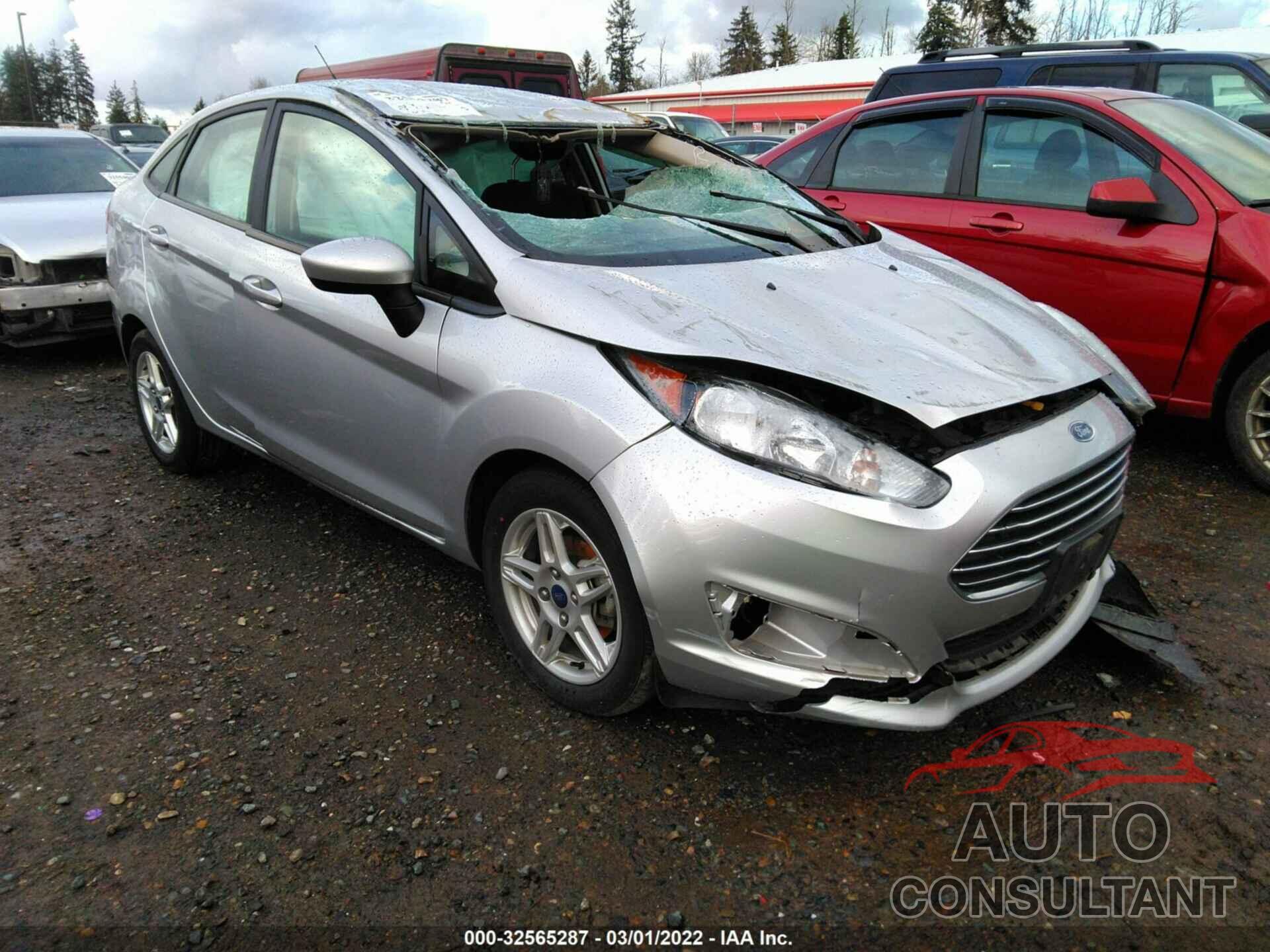FORD FIESTA 2018 - 3FADP4BJ3JM110412