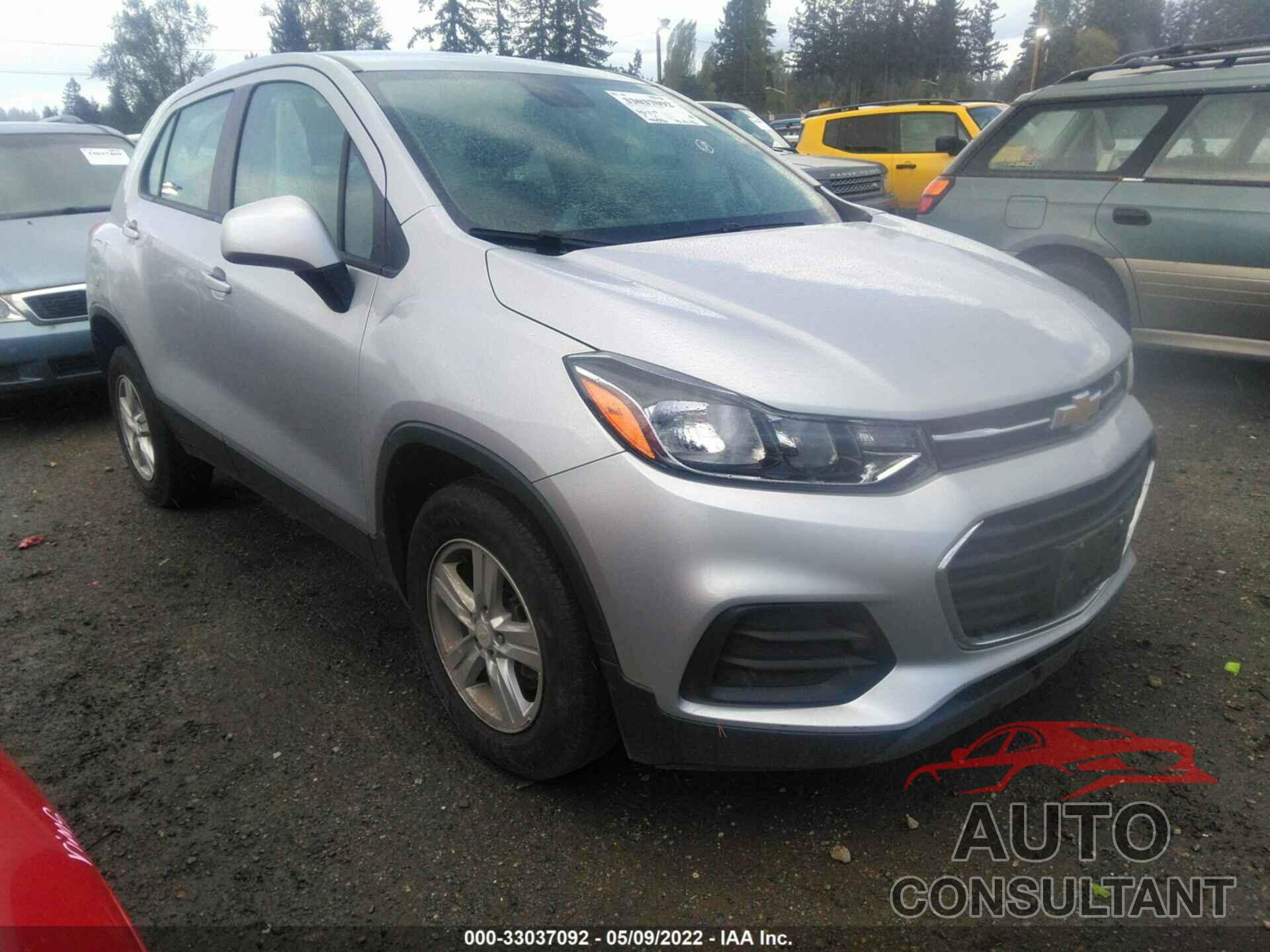 CHEVROLET TRAX 2018 - 3GNCJNSB6JL331912