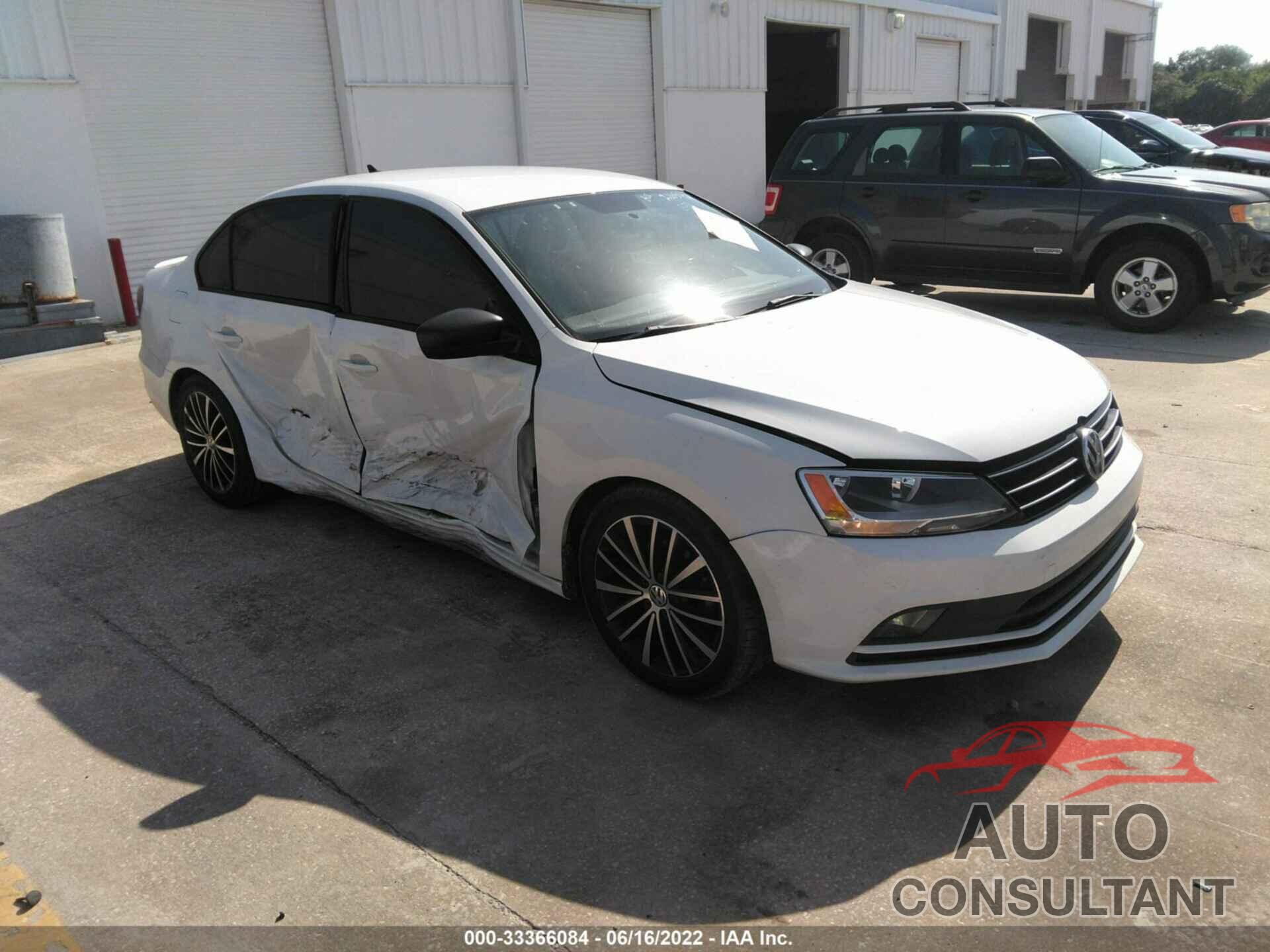 VOLKSWAGEN JETTA SEDAN 2016 - 3VWD17AJ5GM343857