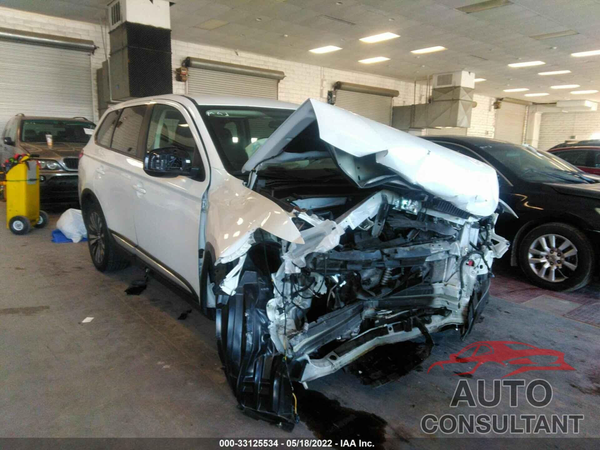 MITSUBISHI OUTLANDER 2020 - JA4AD2A33LZ016135