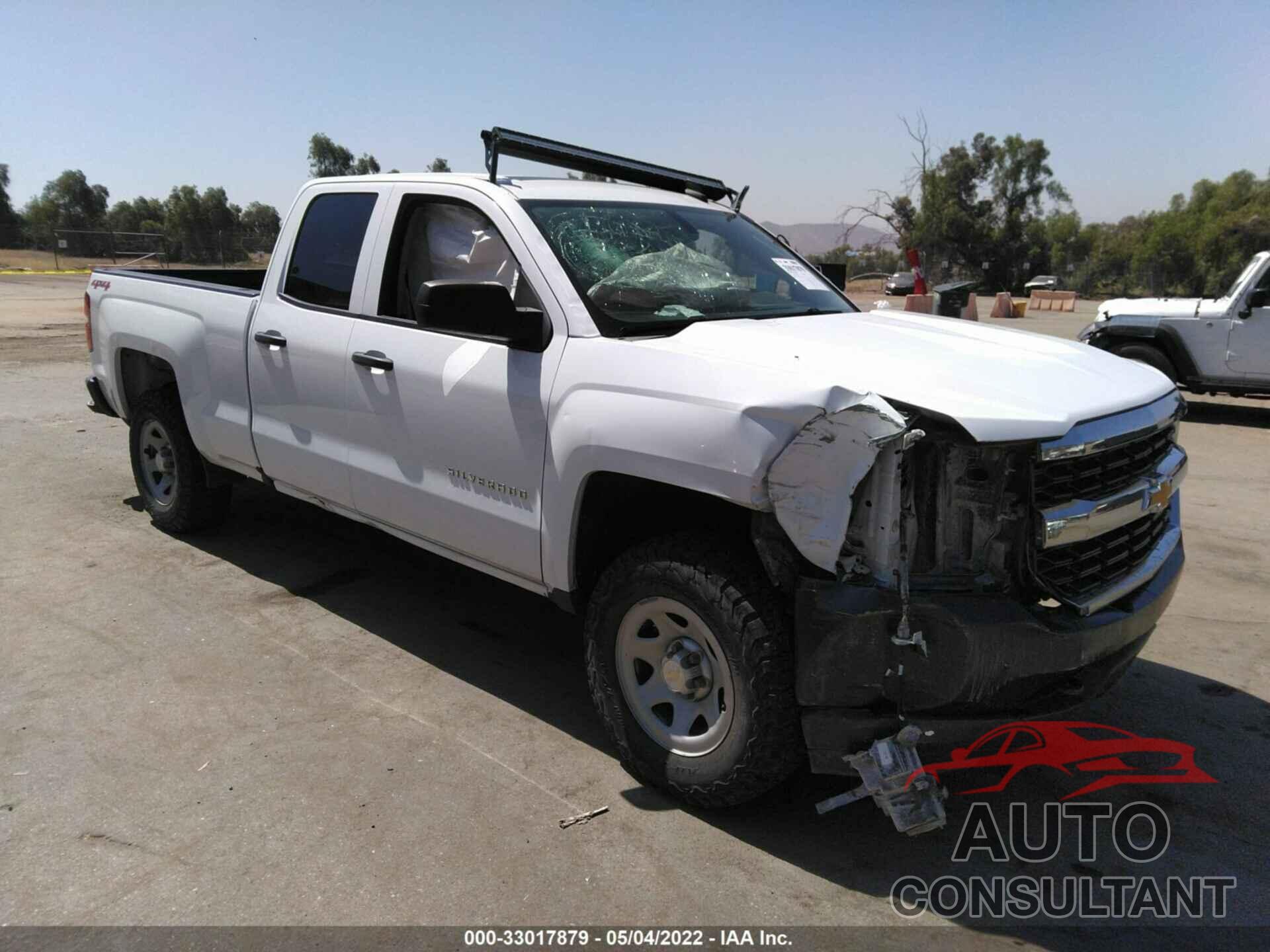 CHEVROLET SILVERADO 1500 2017 - 1GCVKNEC7HZ237902