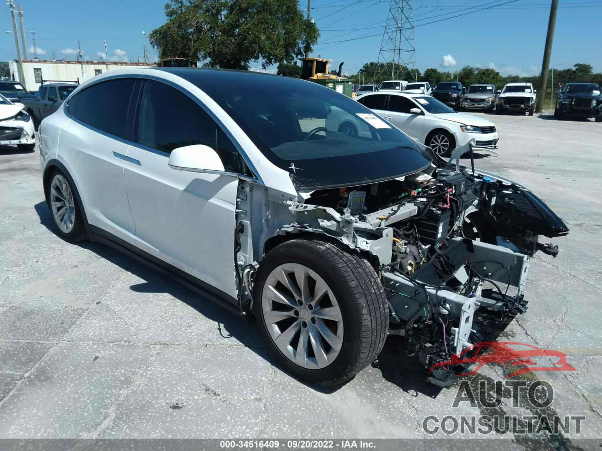 TESLA MODEL X 2017 - 5YJXCBE23HF045670