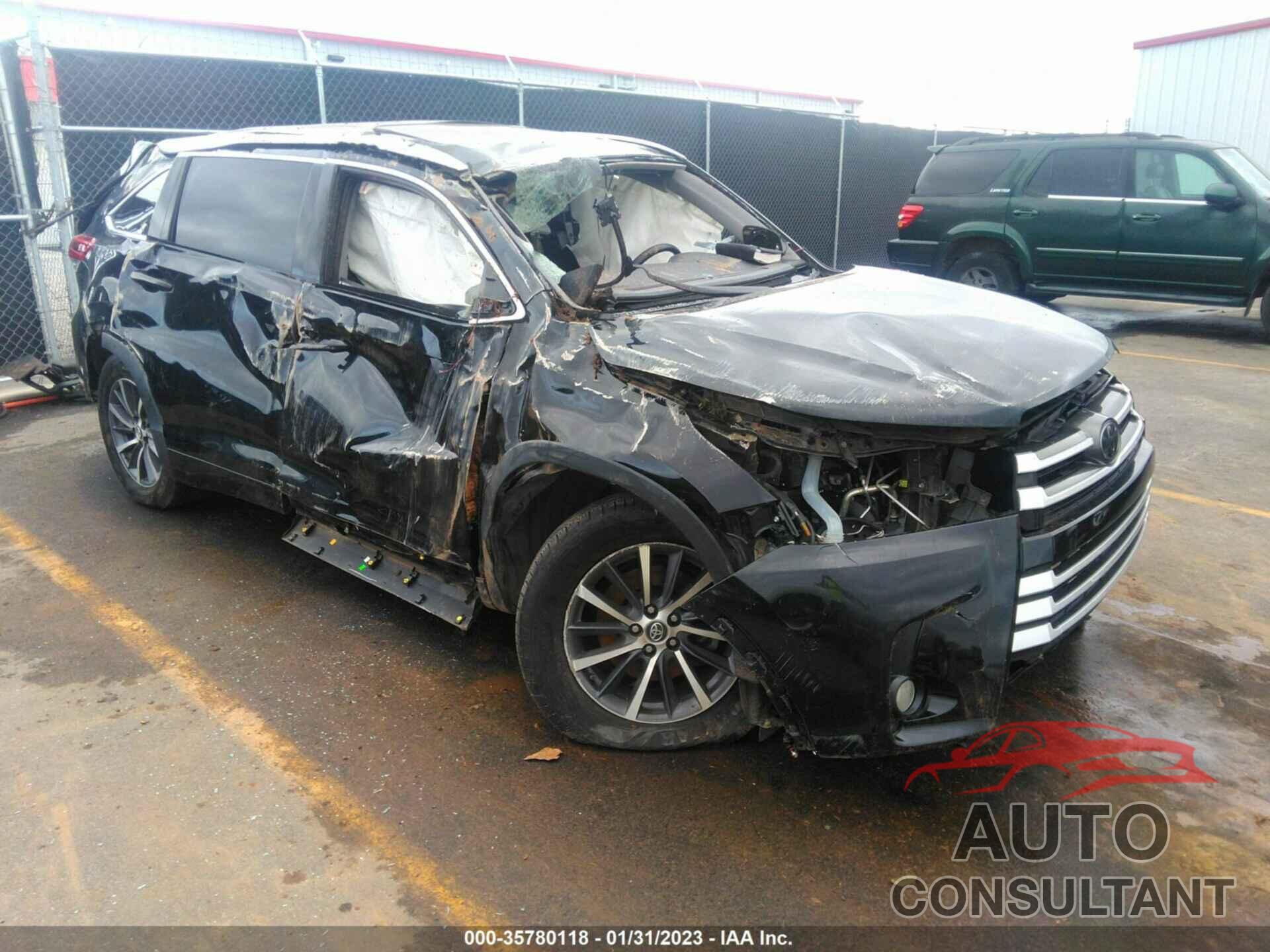 TOYOTA HIGHLANDER 2017 - 5TDKZRFH4HS193536