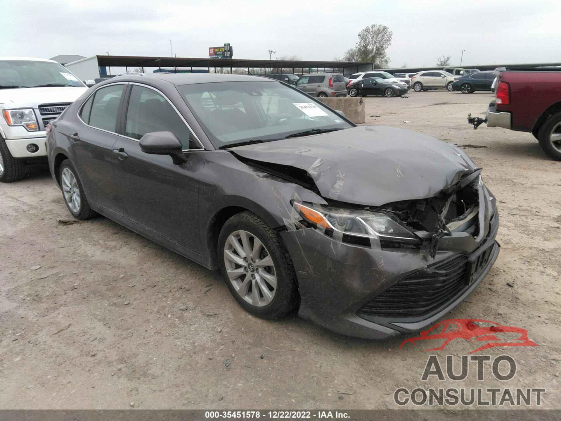 TOYOTA CAMRY 2019 - 4T1B11HK6KU753881