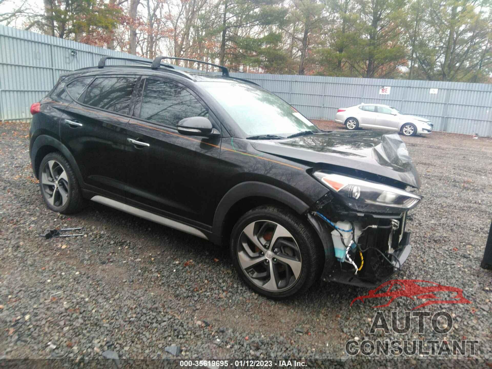 HYUNDAI TUCSON 2018 - KM8J33A23JU748180