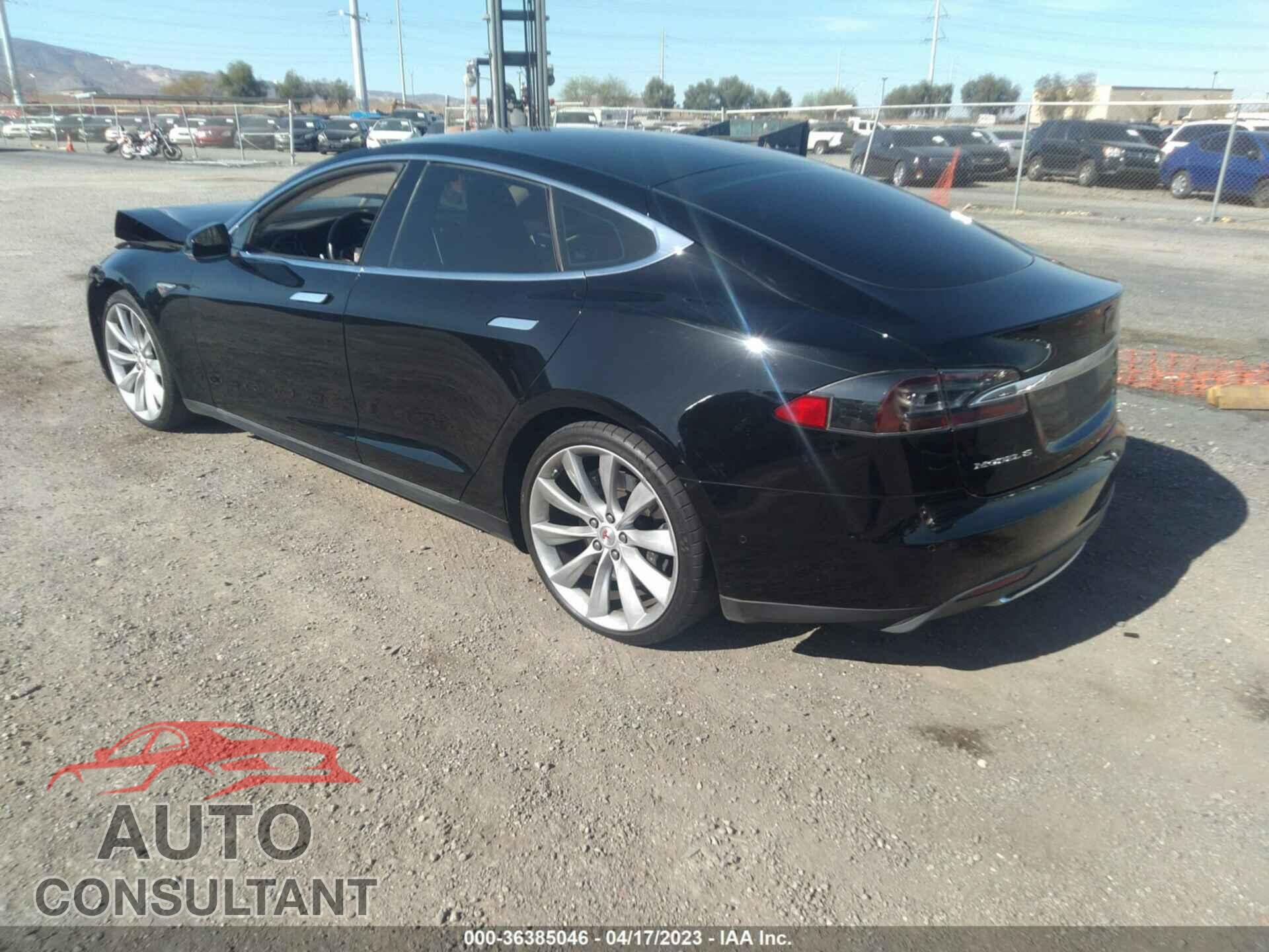 TESLA MODEL S 2015 - 5YJSA1S29FF086591