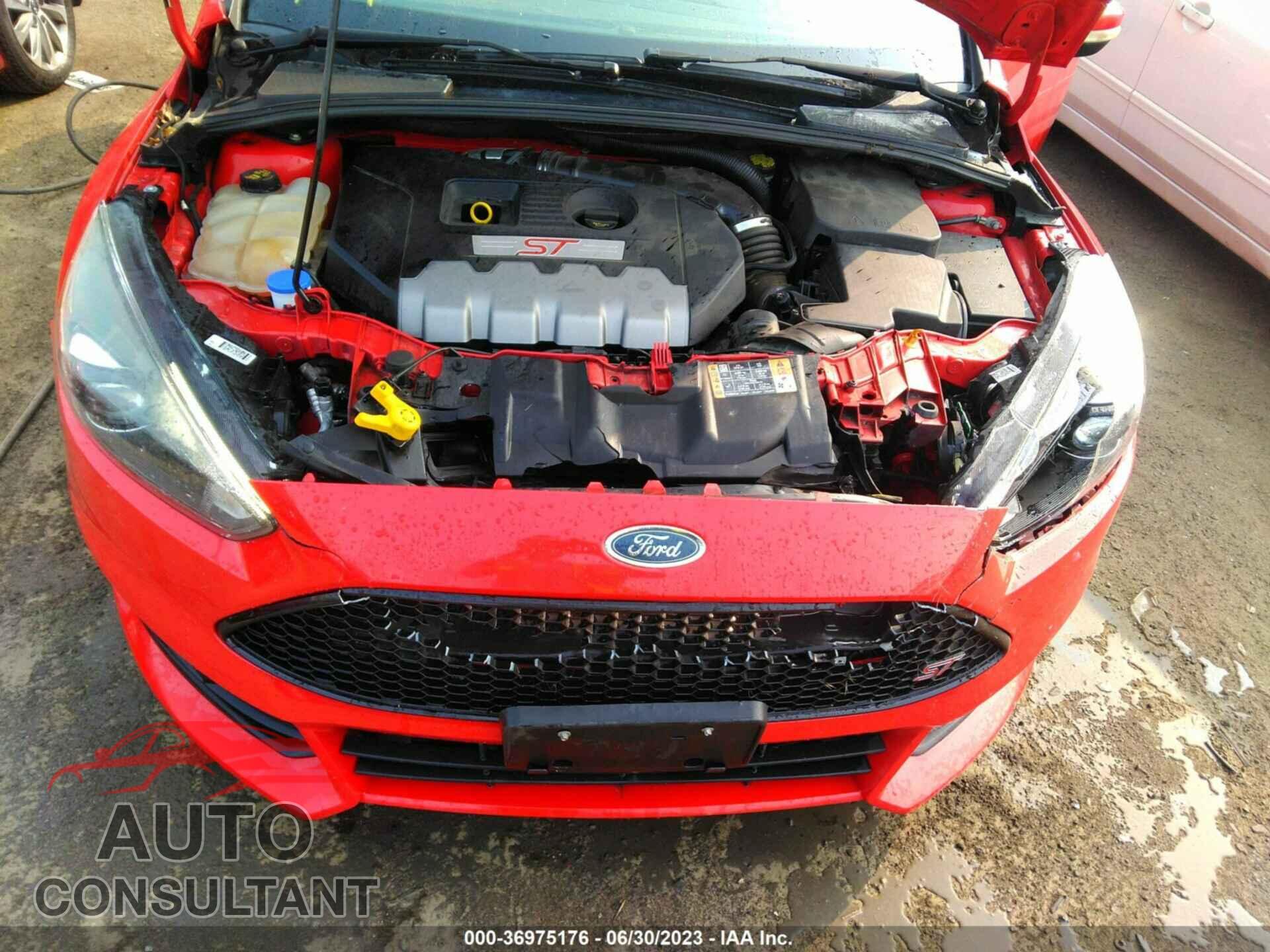 FORD FOCUS ST 2017 - 1FADP3L96HL242560
