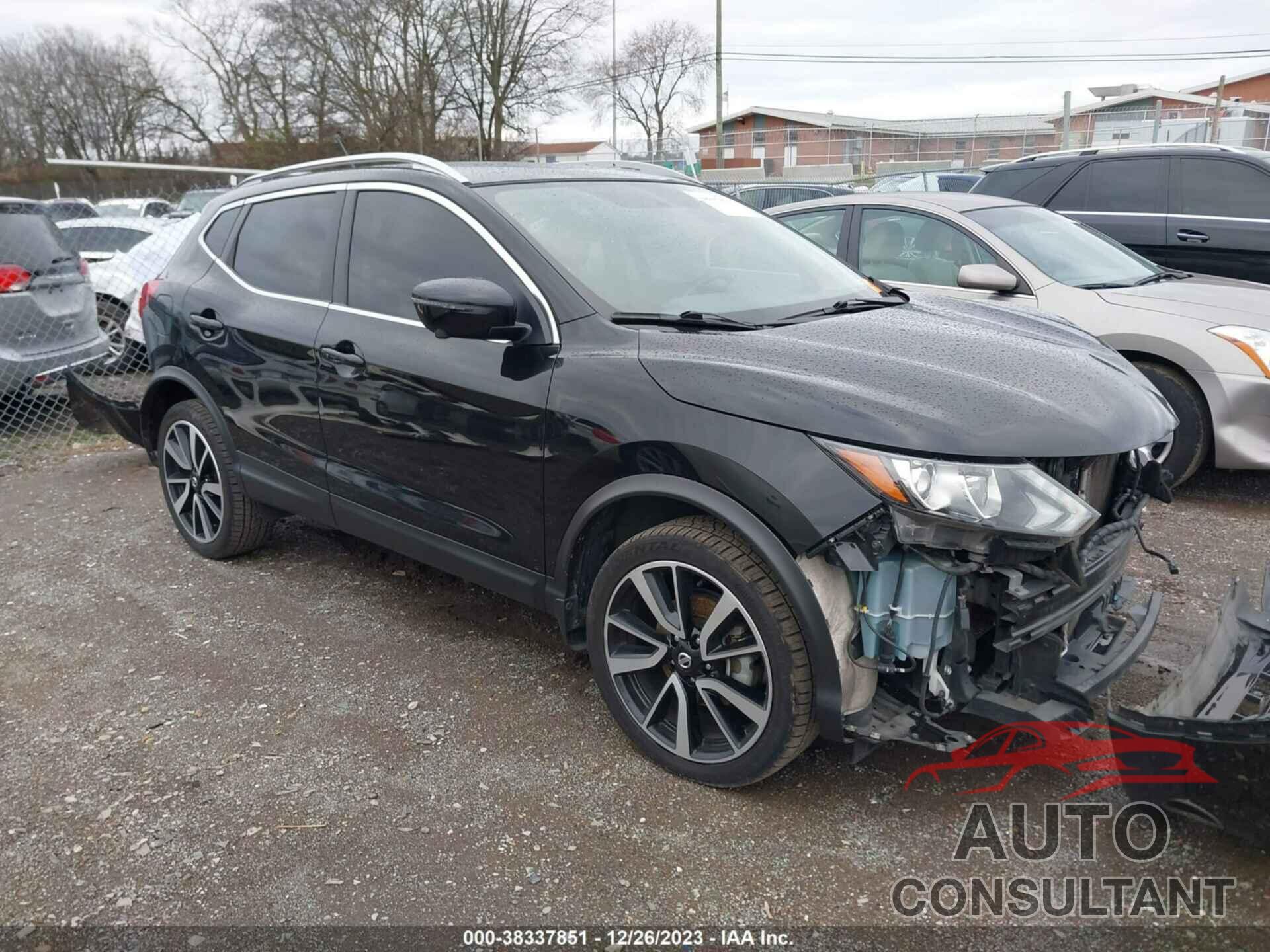 NISSAN ROGUE SPORT 2017 - JN1BJ1CP5HW027582